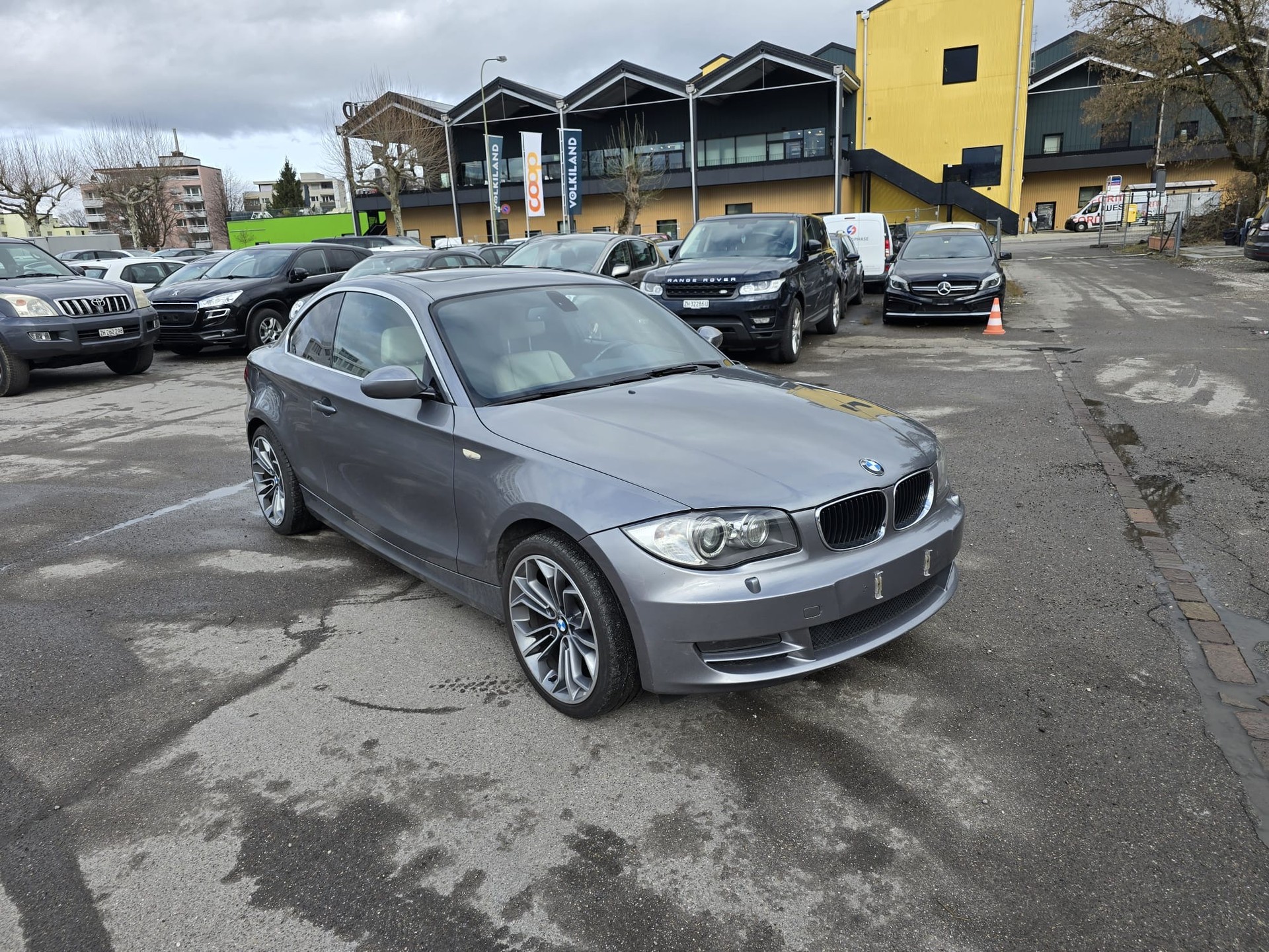 BMW 123d-image-1