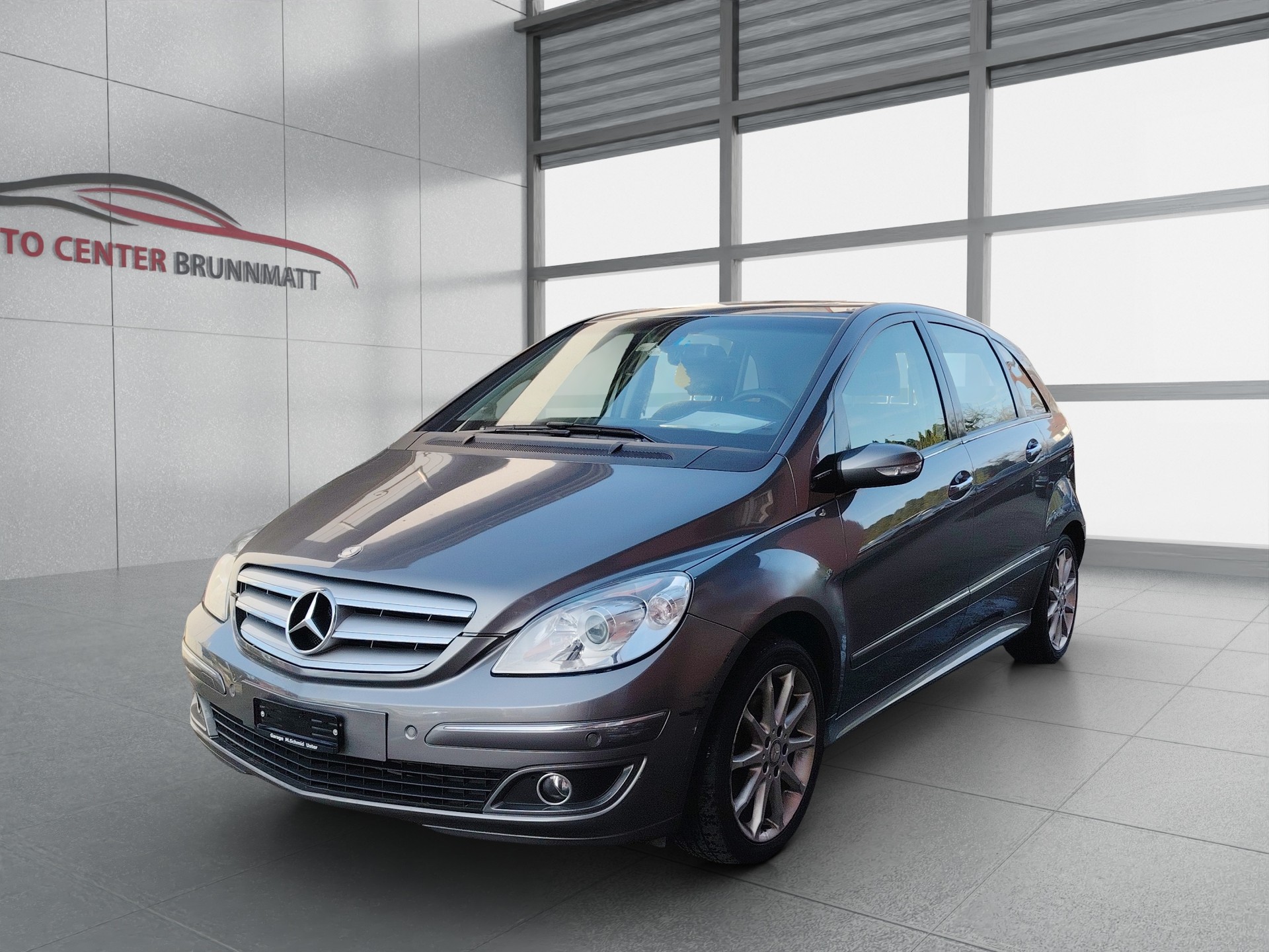MERCEDES-BENZ B 200 T-image-0