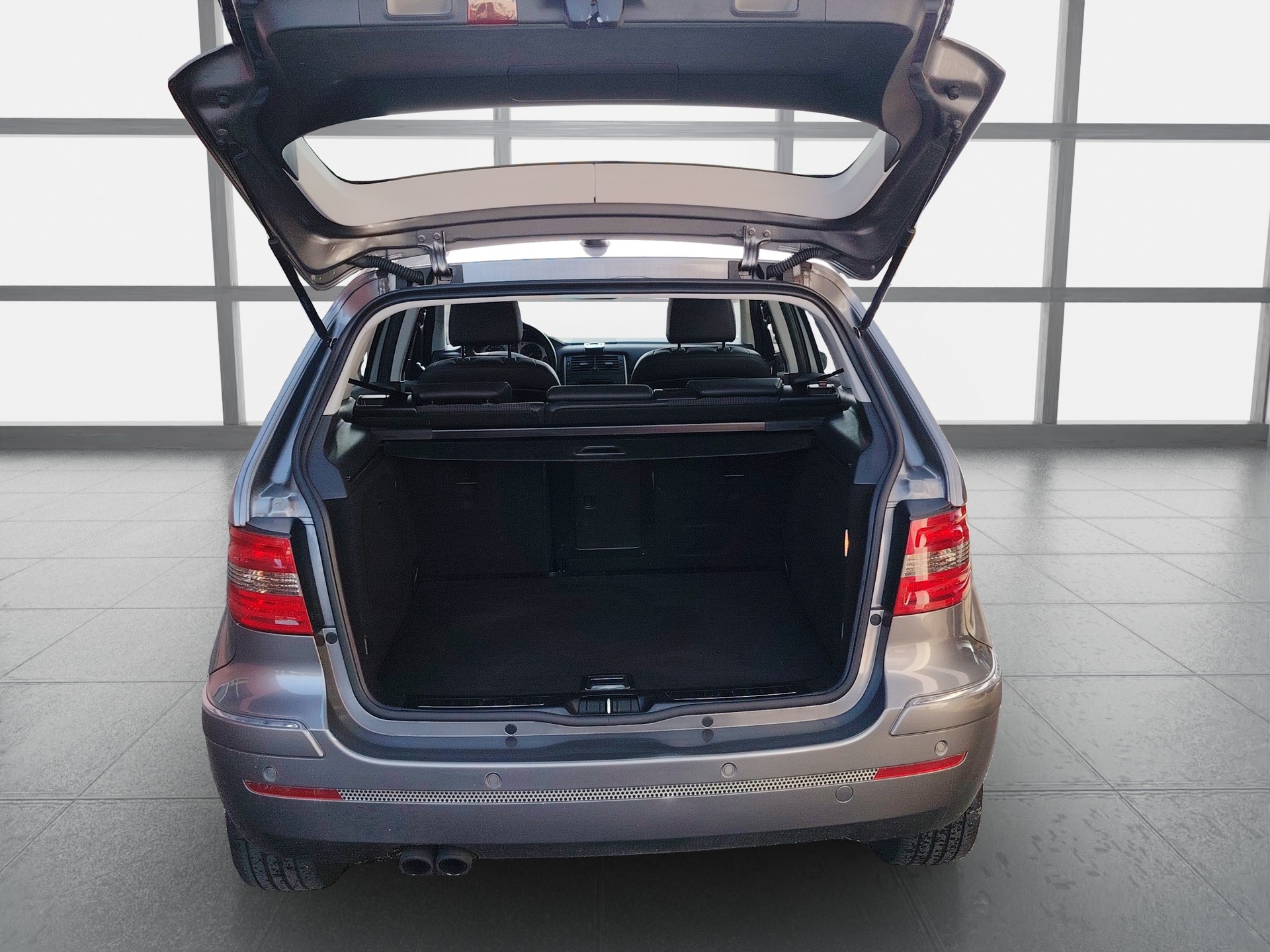 MERCEDES-BENZ B 200 T-image-5