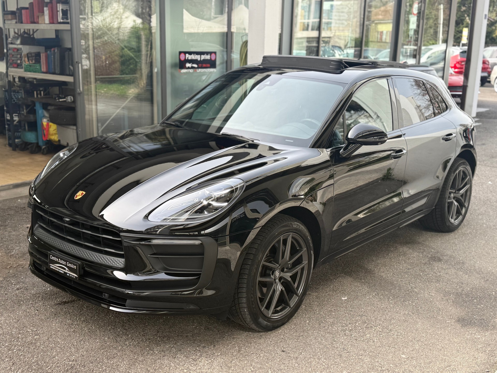PORSCHE Macan PDK-image-1