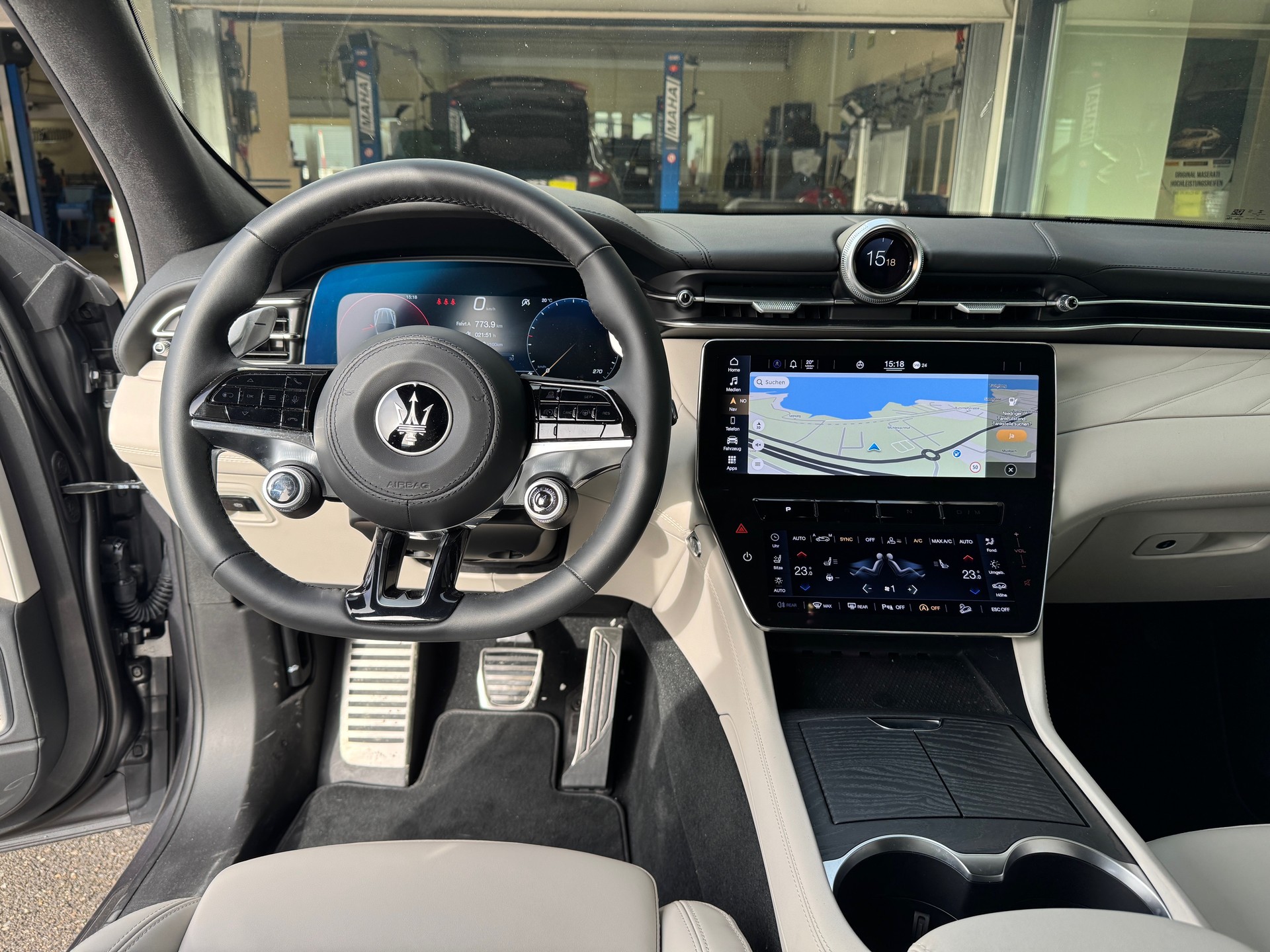 MASERATI Grecale 2.0 MHEV Modena-image-6