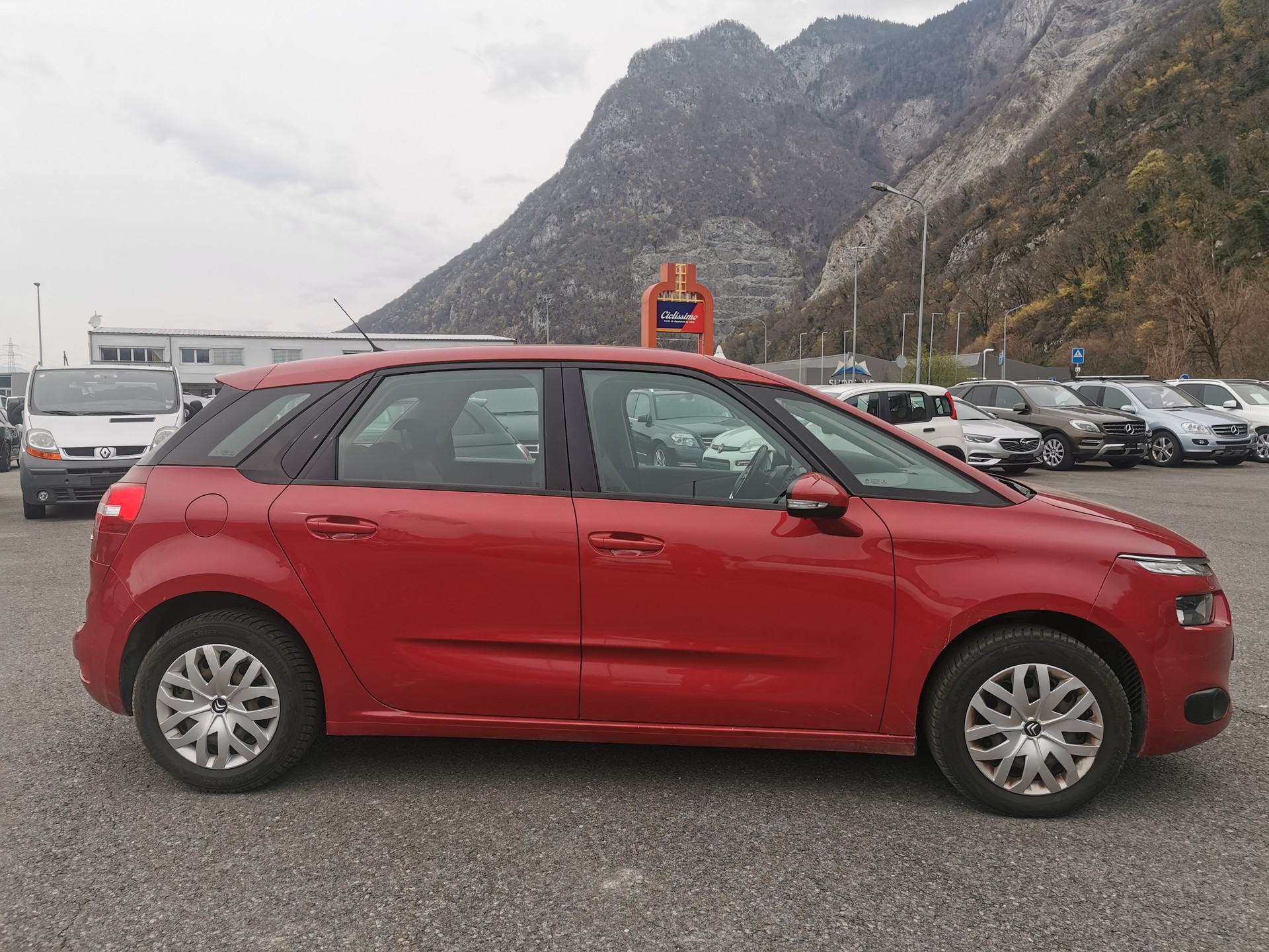 CITROEN C4 Picasso 1.6i 16V e-THP Exclusive Automatic-image-0