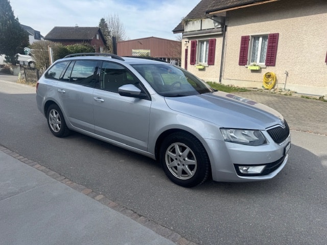 SKODA Octavia Combi 1.4 TSI Ambition DSG-showroom-element-2