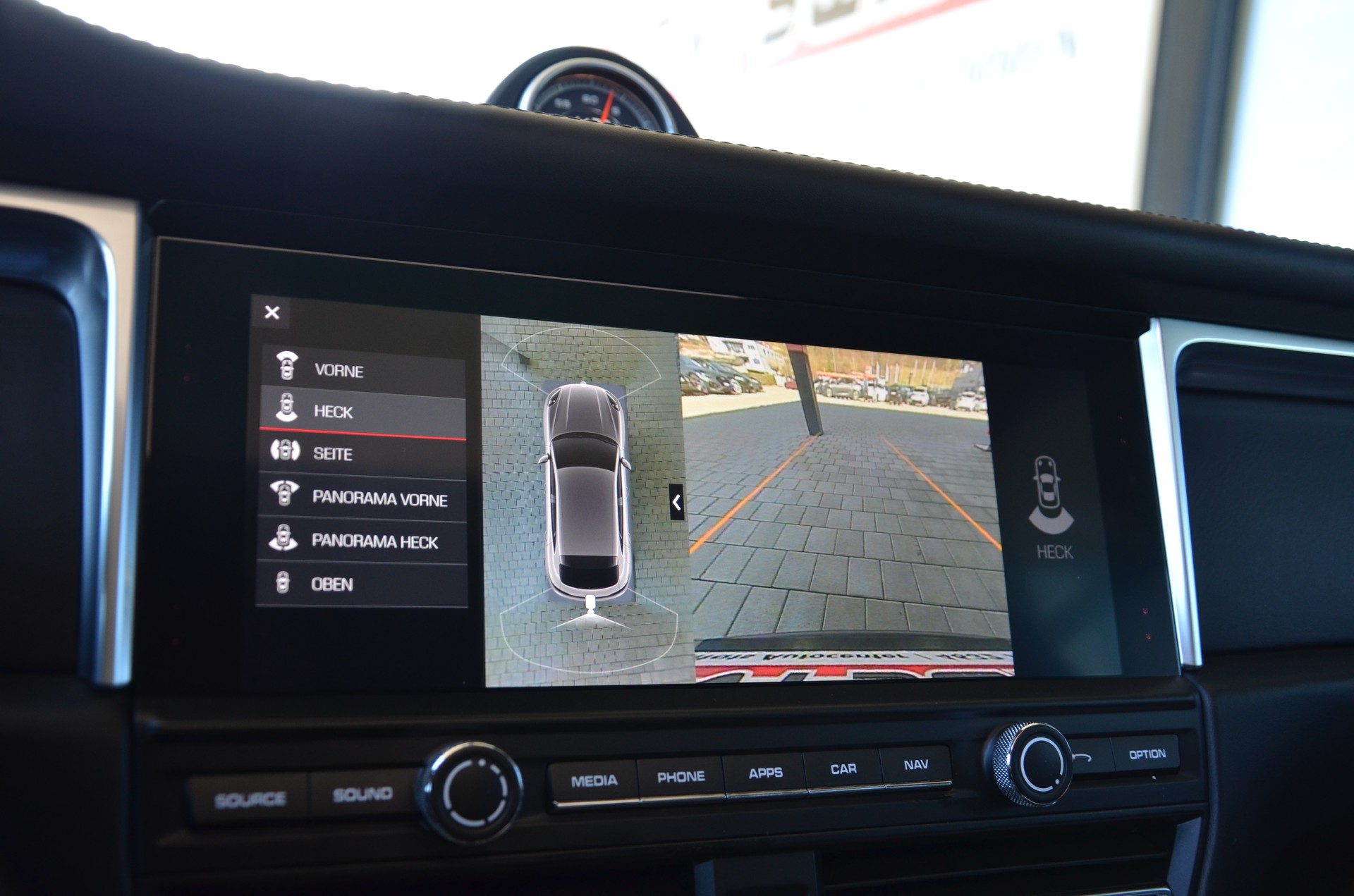 PORSCHE Macan S PDK*Ab MFK,1 Jahr oder 20000km Garantie auf Motor und Getriebe*-image-16