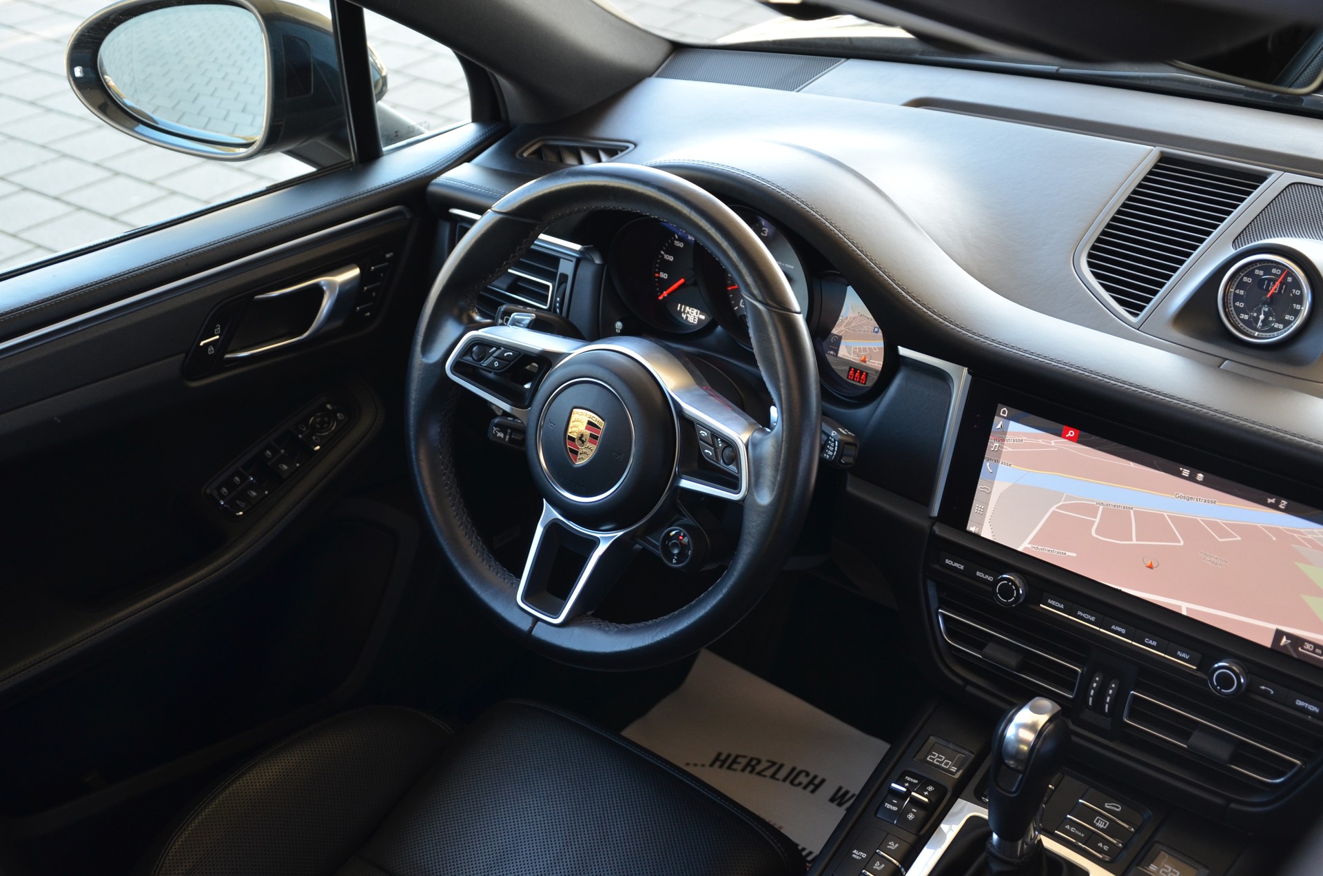 PORSCHE Macan S PDK*Ab MFK,1 Jahr oder 20000km Garantie auf Motor und Getriebe*-image-12