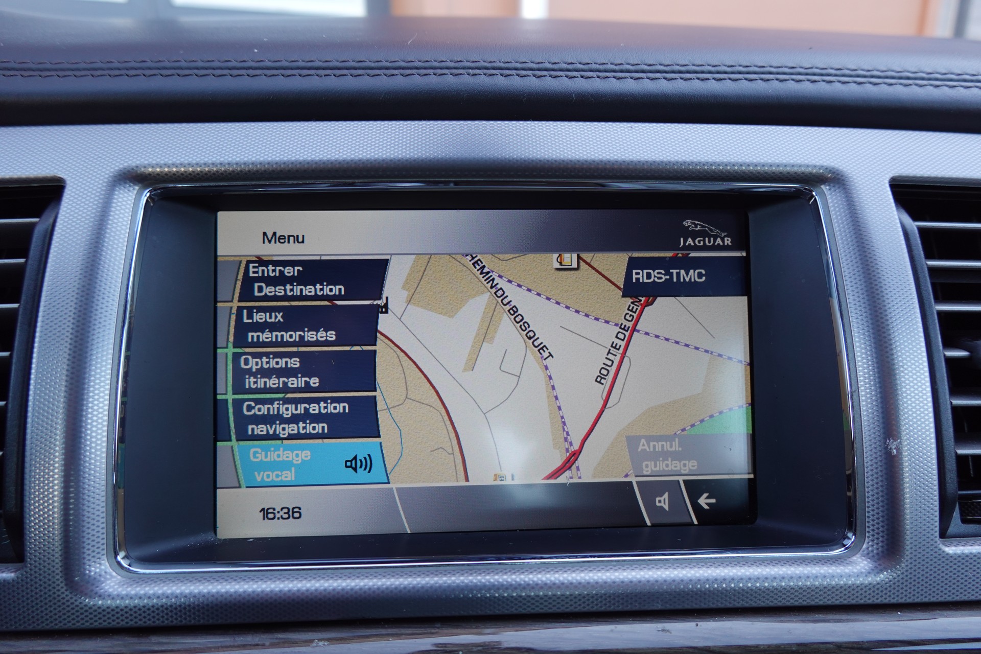 JAGUAR XF 3.0d S V6 Portfolio - "8 Roues * Expertisé 08.2025"-image-23