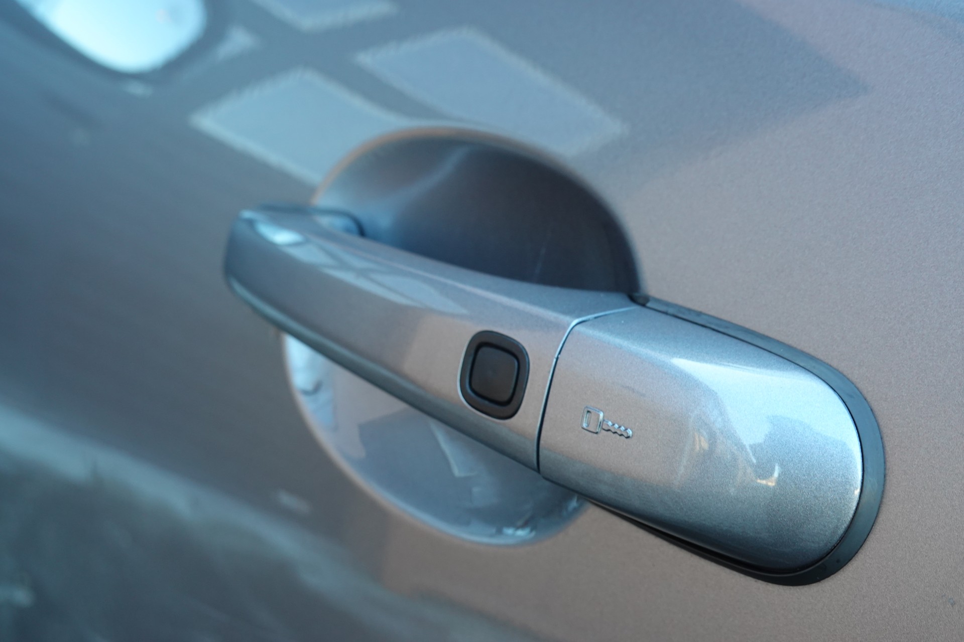 JAGUAR XF 3.0d S V6 Portfolio - "8 Roues * Expertisé 08.2025"-image-10