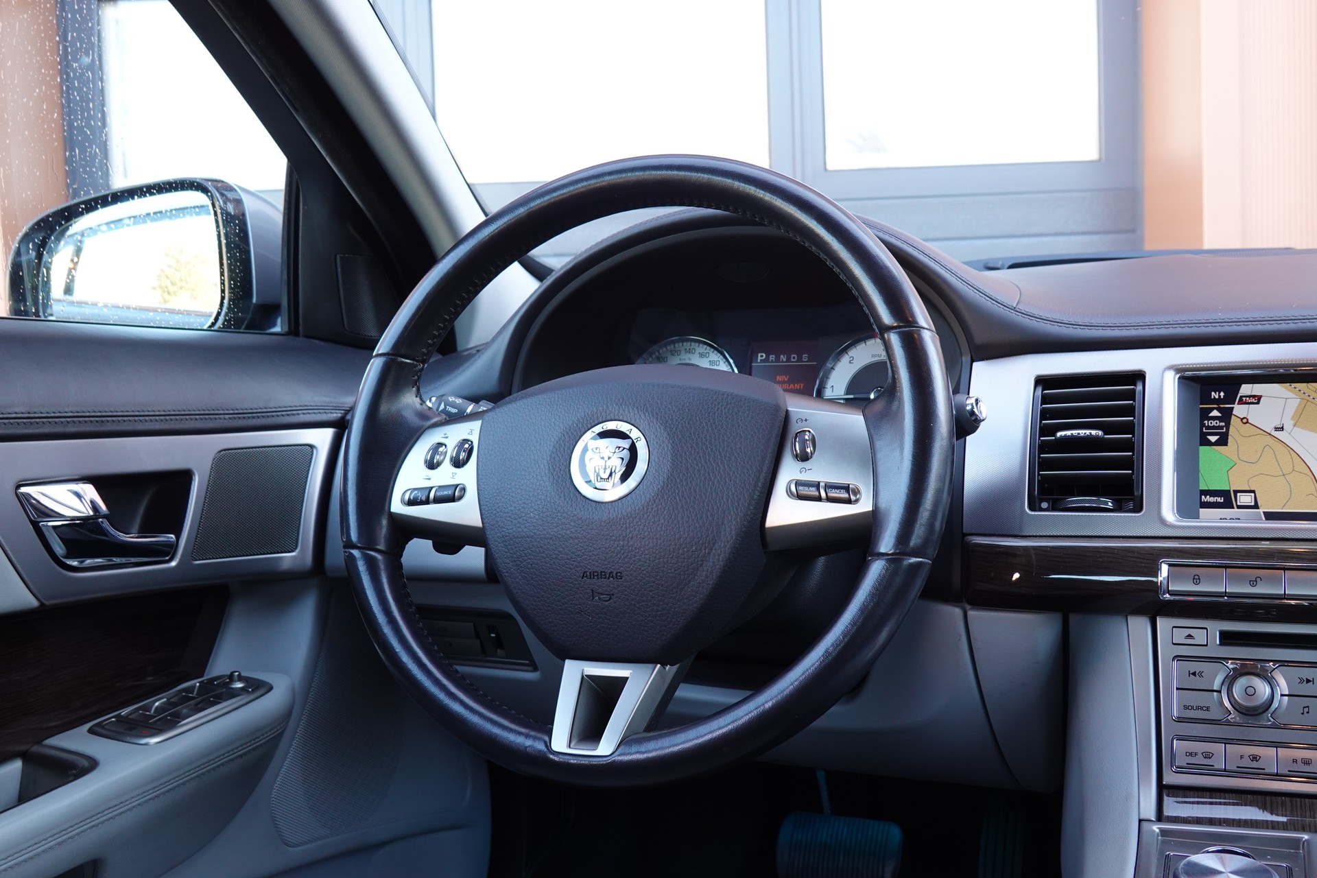 JAGUAR XF 3.0d S V6 Portfolio - "8 Roues * Expertisé 08.2025"-image-30