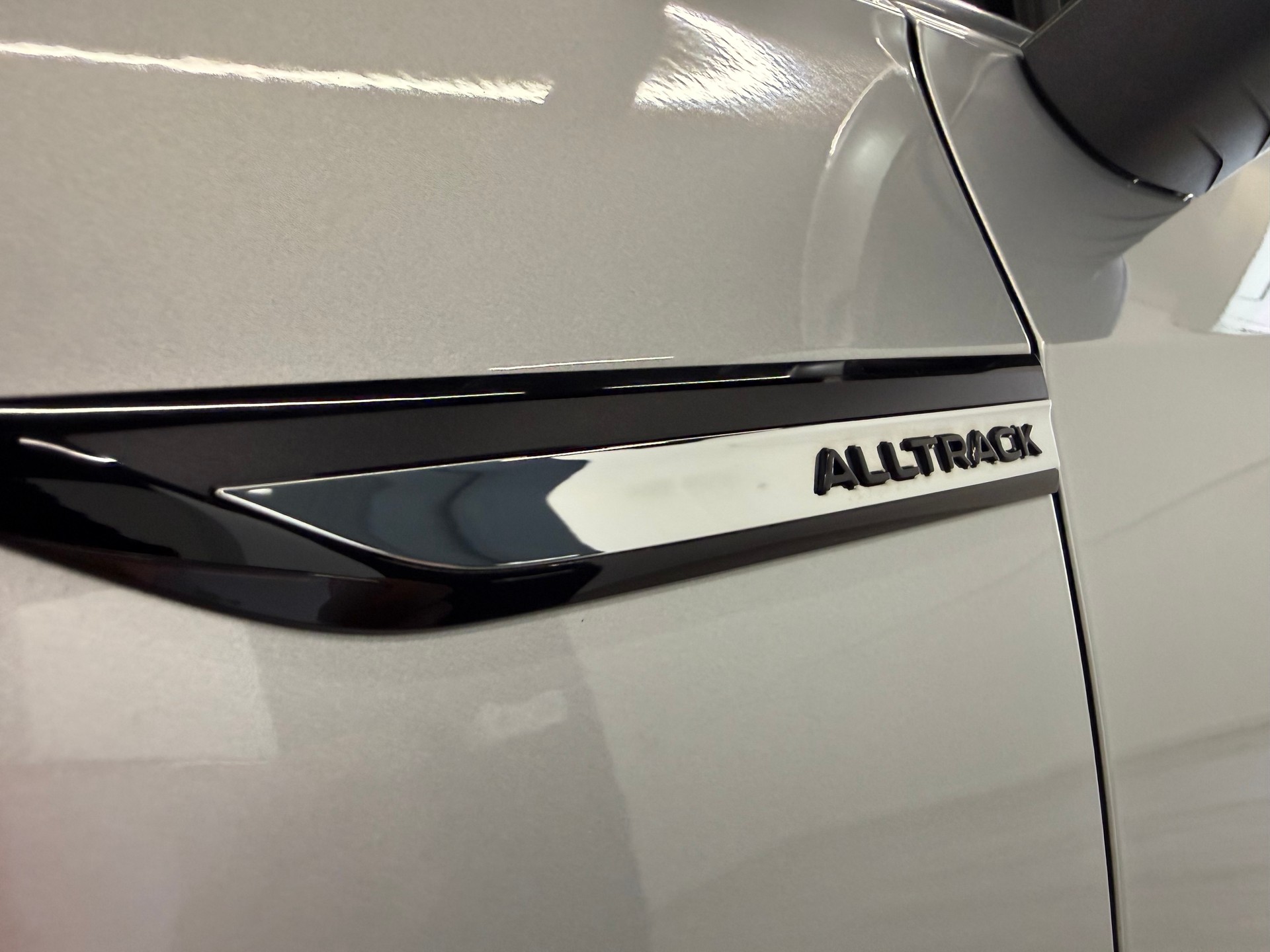 VW Golf 2.0 TDI Alltrack DSG 4Motion-image-25