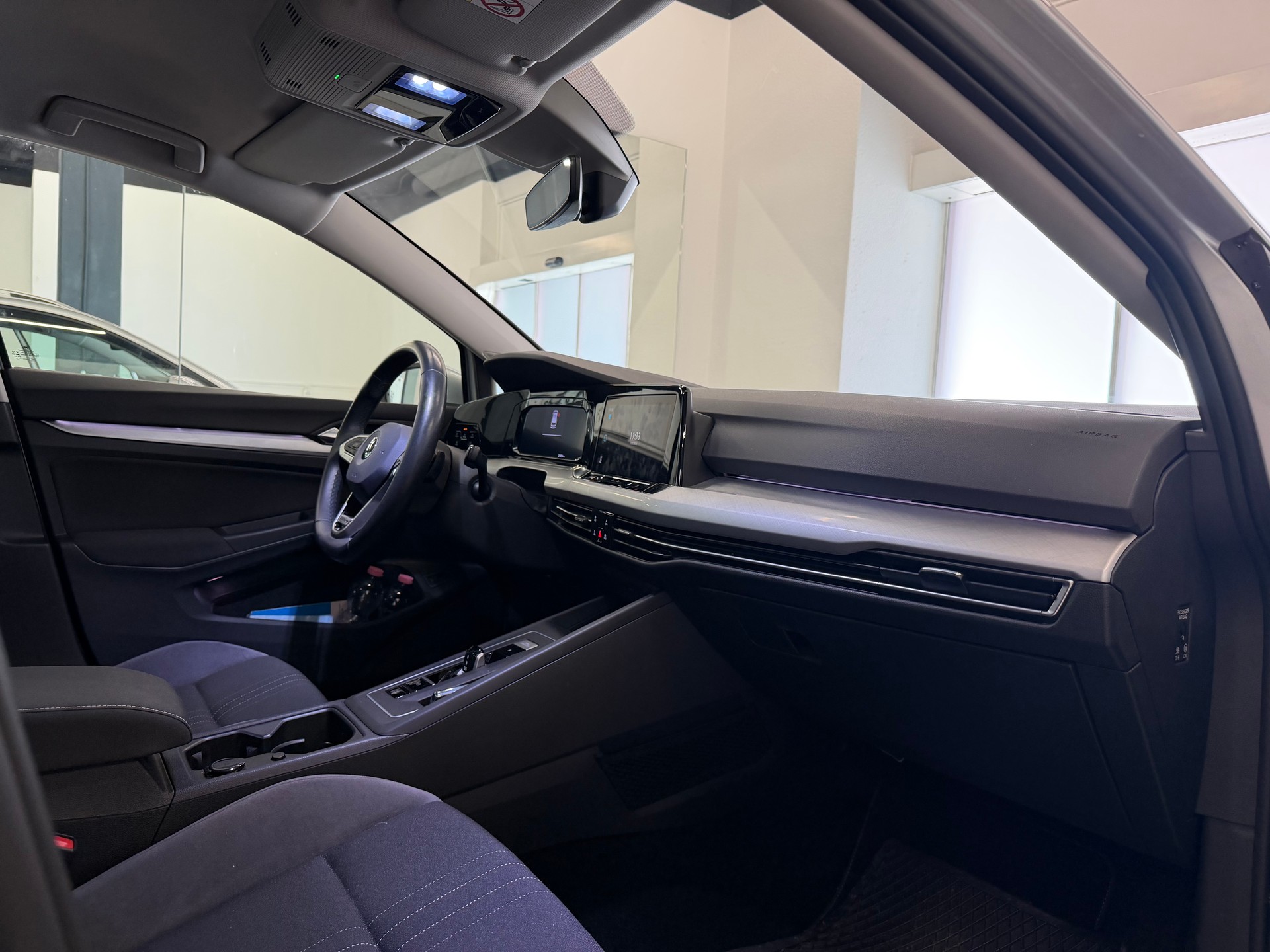 VW Golf 2.0 TDI Alltrack DSG 4Motion-image-22