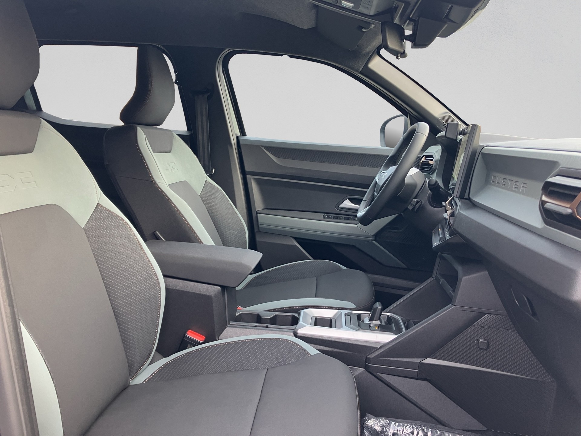 DACIA Duster HEV 155 Extreme-image-8