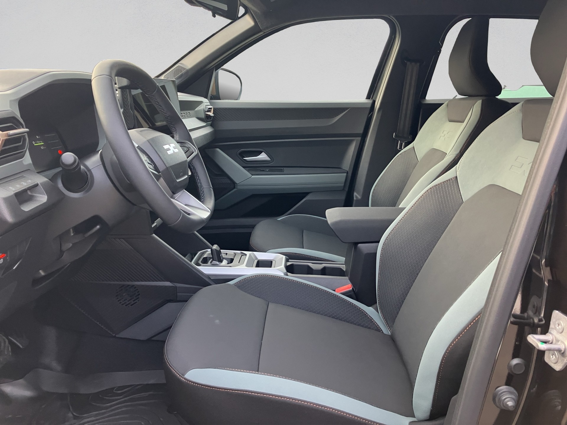 DACIA Duster HEV 155 Extreme-image-13