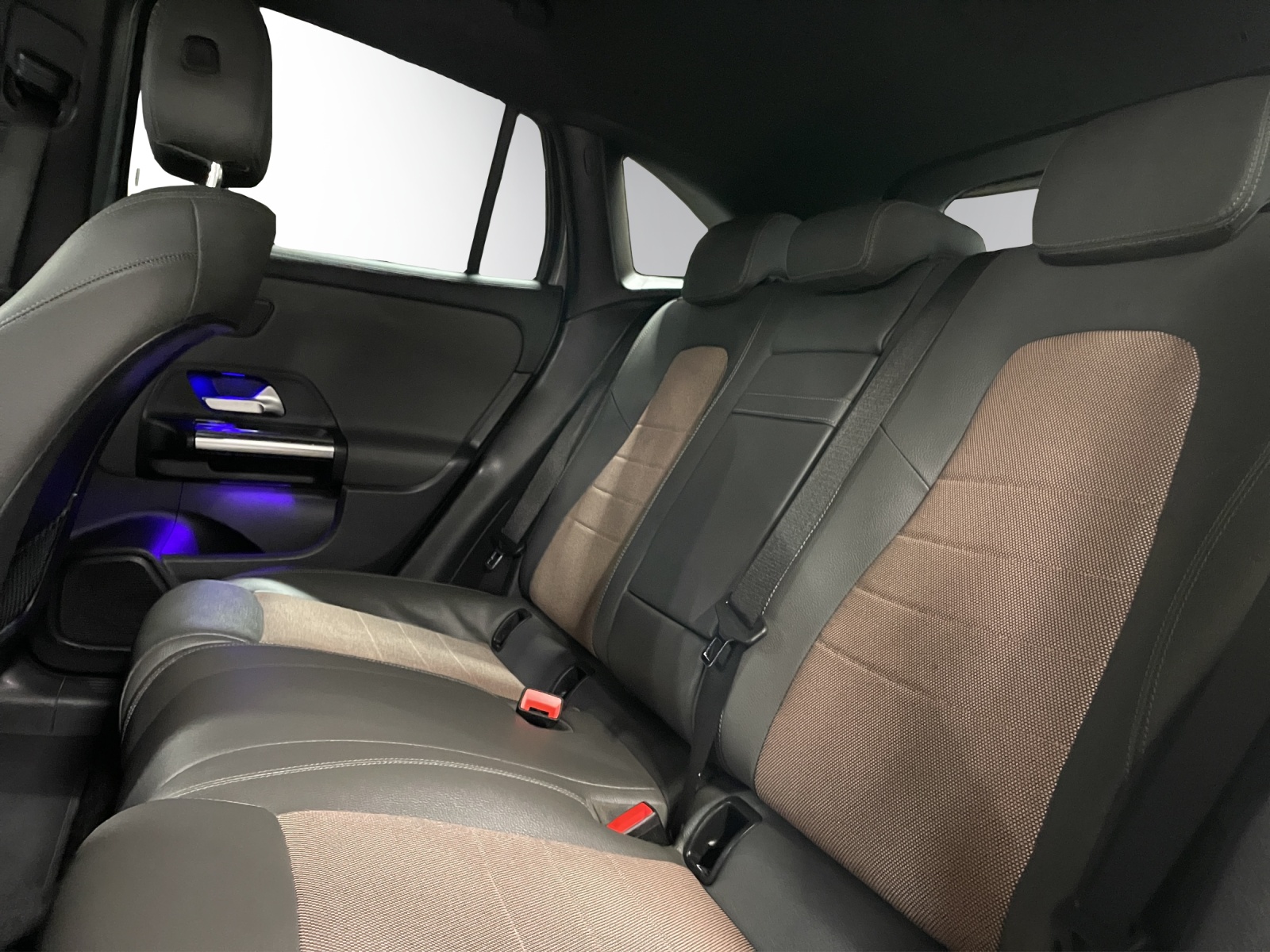 Image MERCEDES-BENZ EQA-300 EQA 300 4Matic