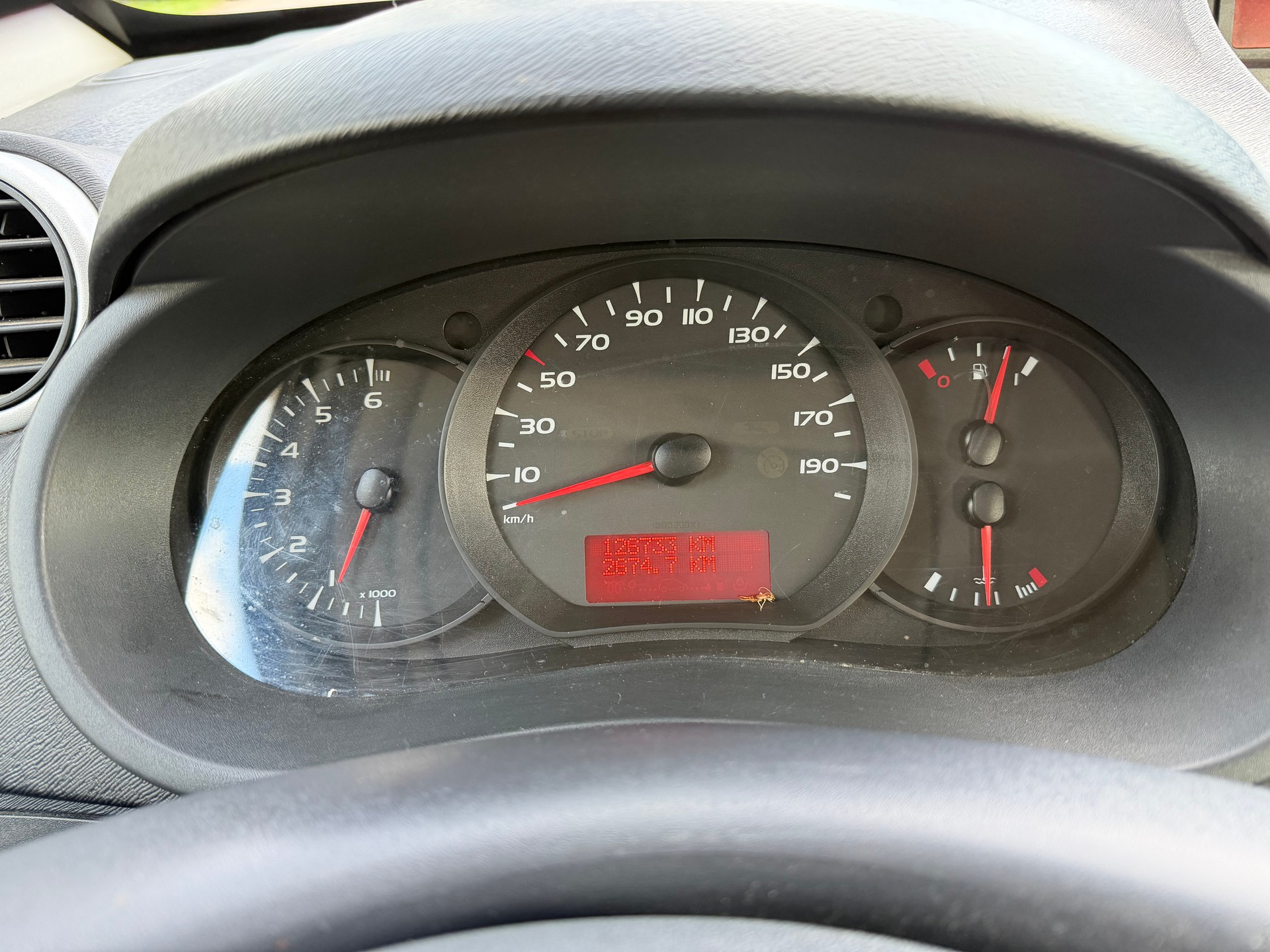 RENAULT Kangoo 1.6 105-image-8