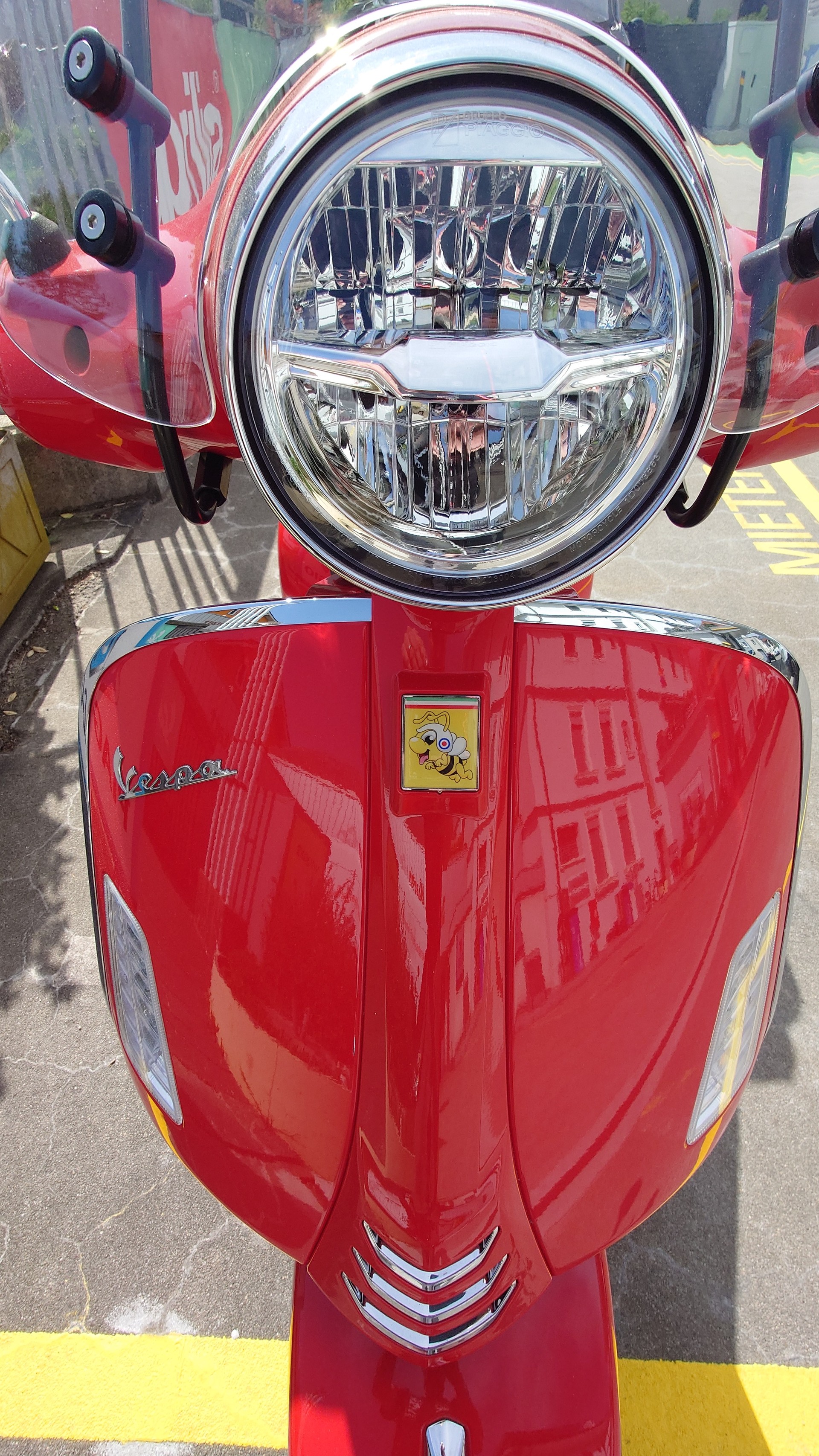 PIAGGIO Vespa GTS 125 Super ABS-image-3