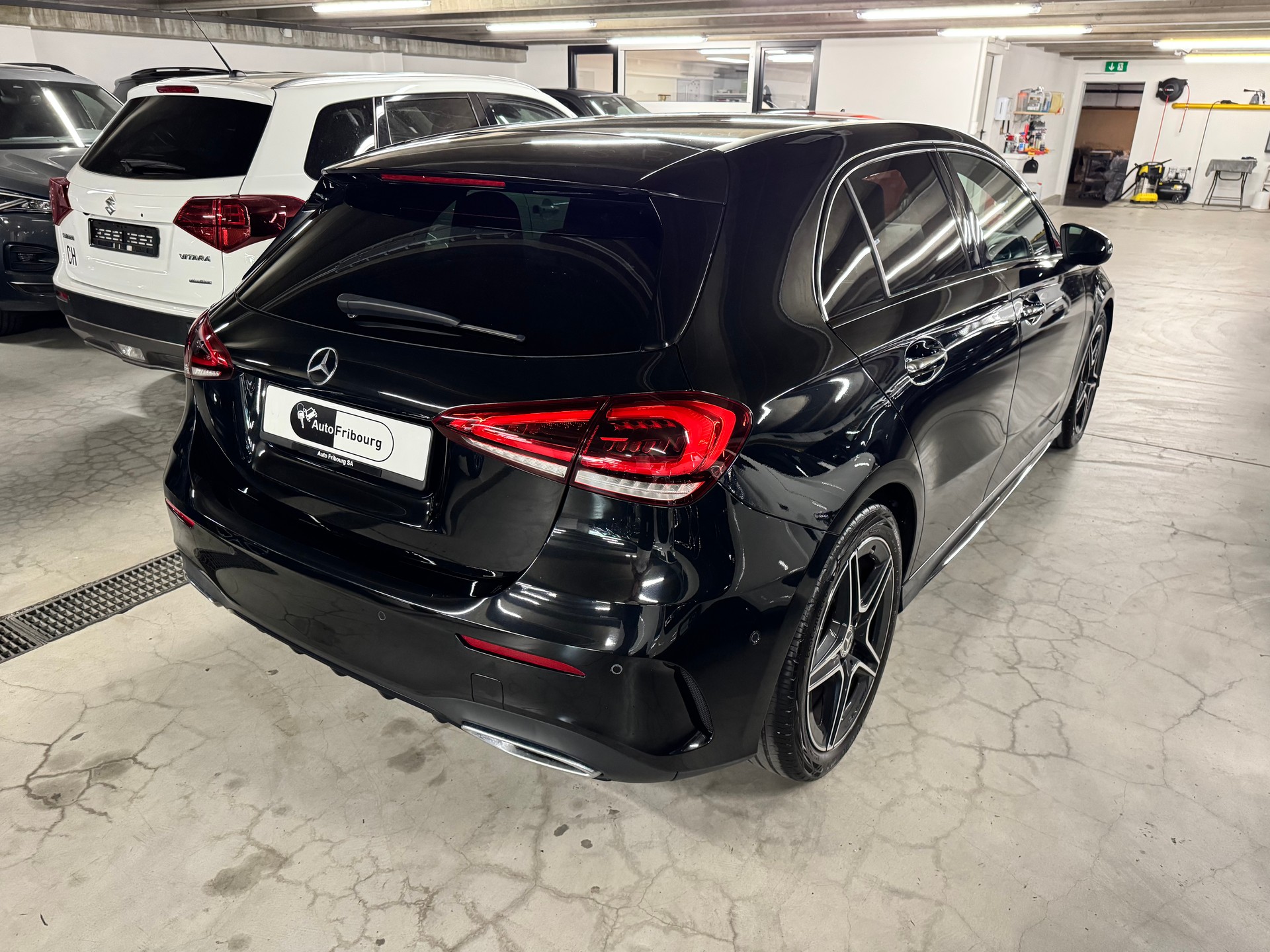 MERCEDES-BENZ A 250 4Matic AMG Line 4Matic 7G-DCT-image-1