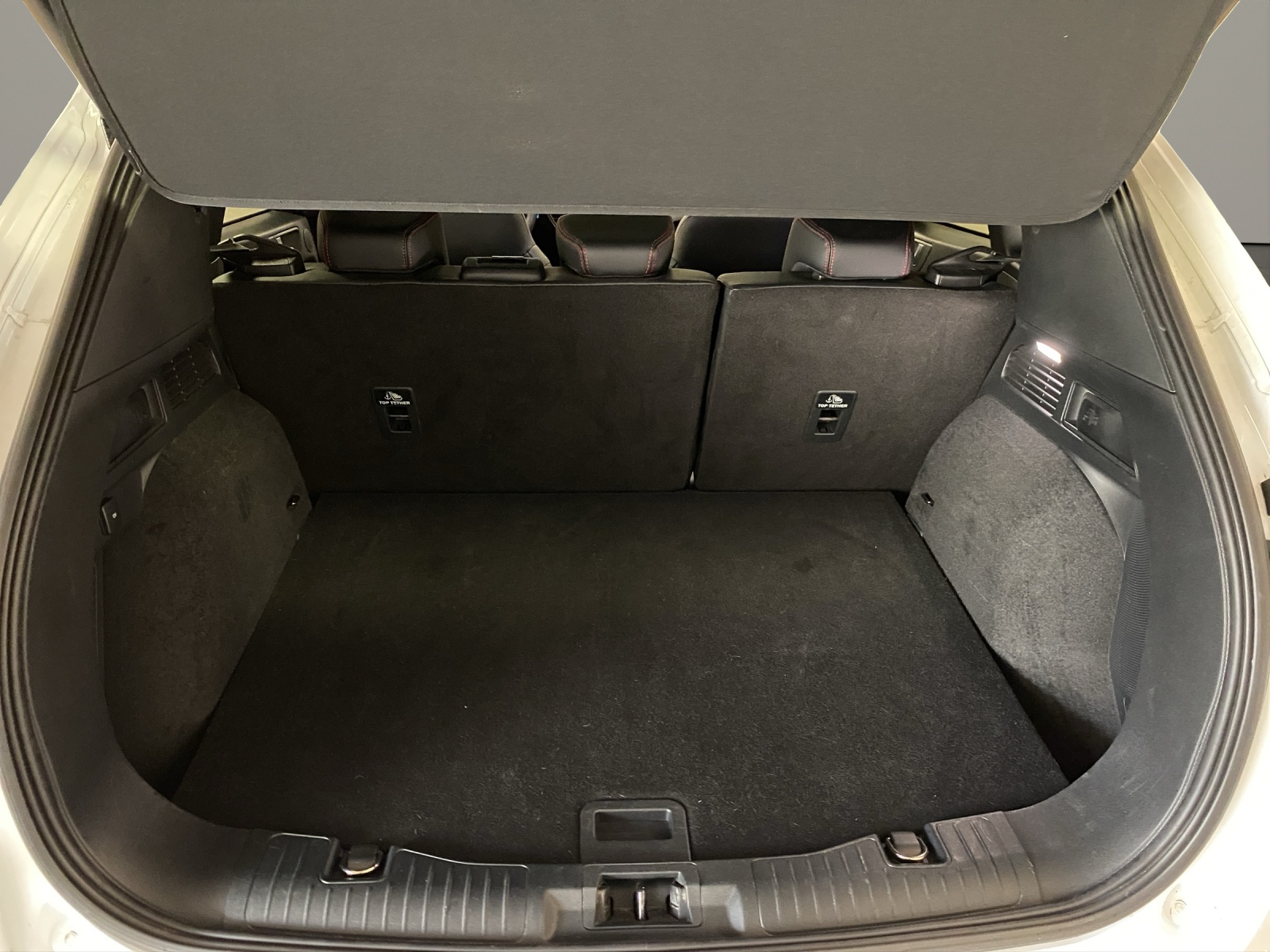 FORD KUGA 2.5 Plug-in Hybrid-image-5