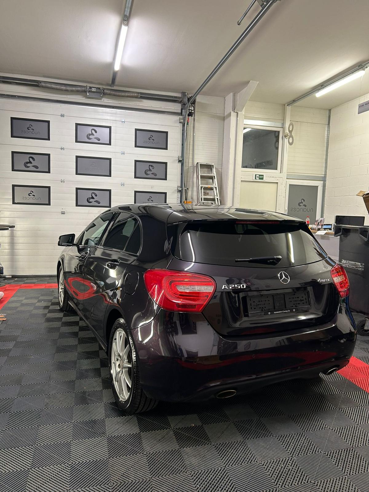 MERCEDES-BENZ A 250-image-2