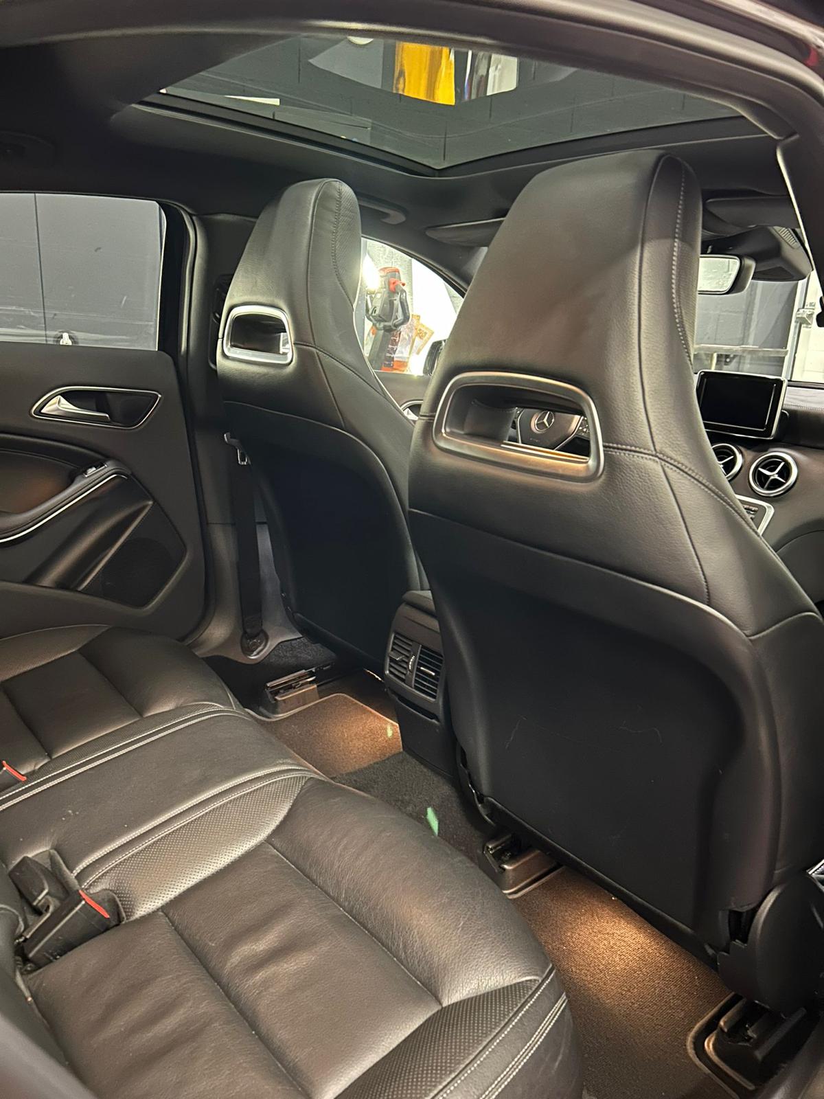 MERCEDES-BENZ A 250-image-4