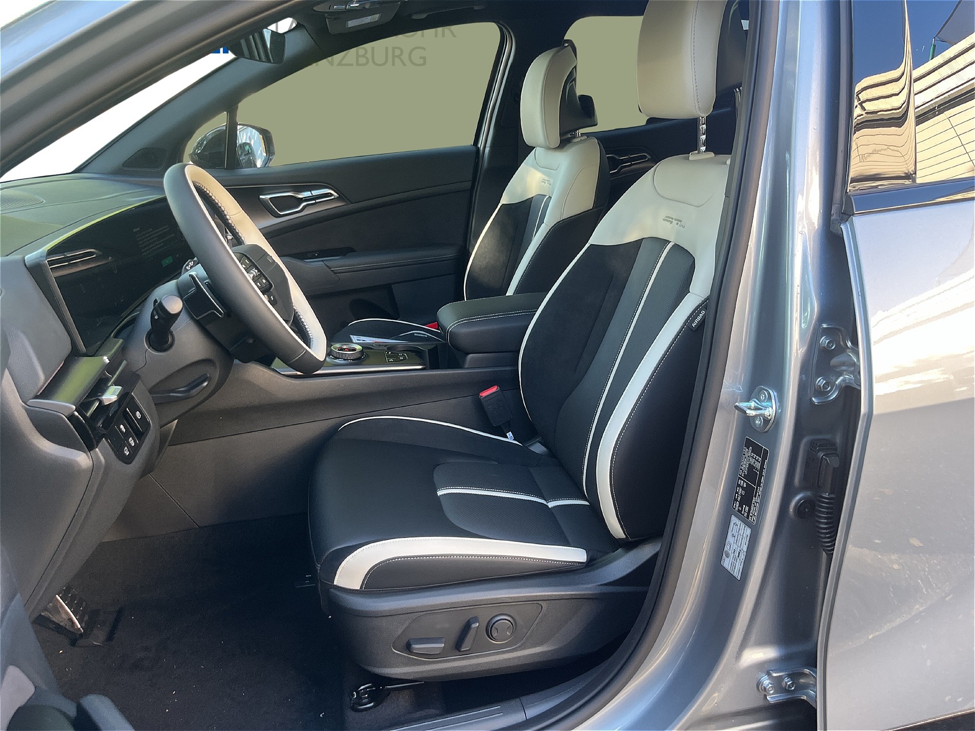 KIA Sportage 1.6T-GDi HEV GT-Line 4x4 CH-Fz.-image-9