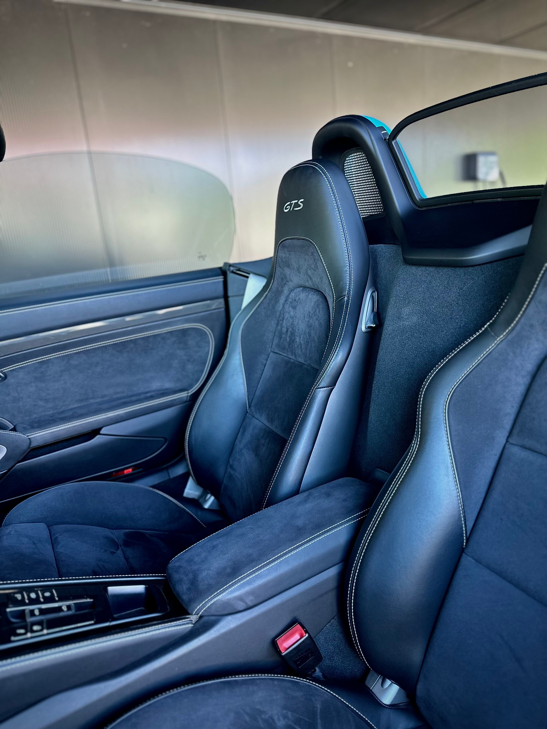 PORSCHE 2.5 GTS PDK-image-12