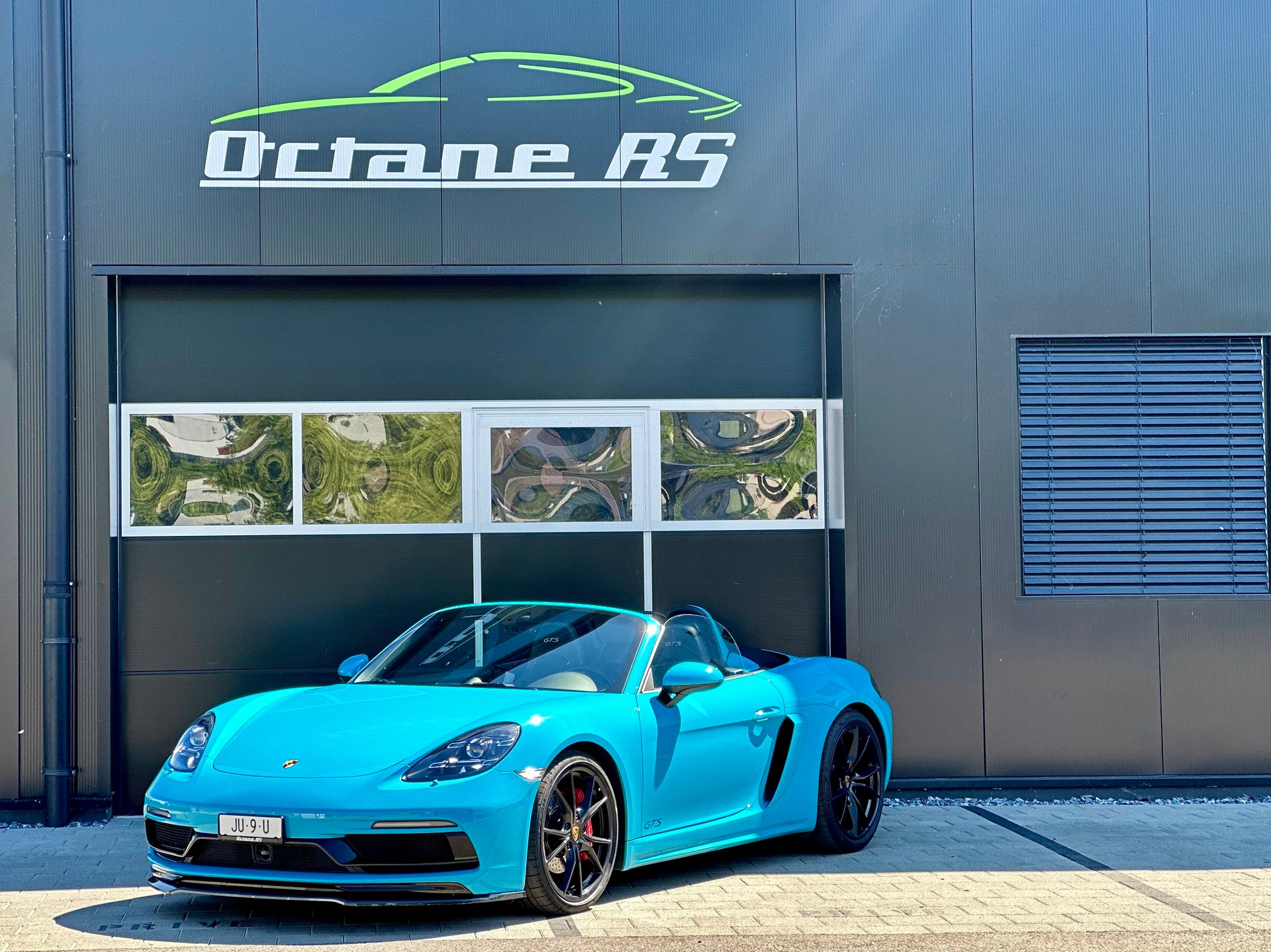 PORSCHE 2.5 GTS PDK-image-0