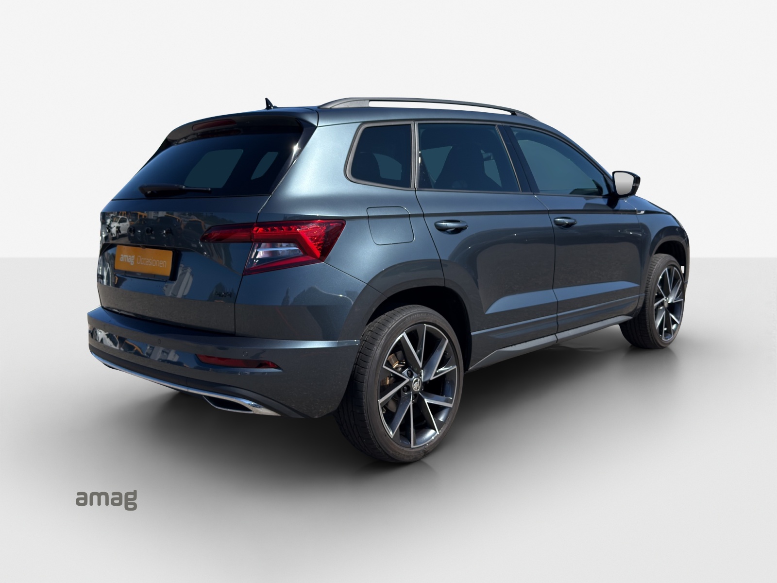 SKODA Karoq 2.0 TSI SportLine 4x4 DSG-image-4