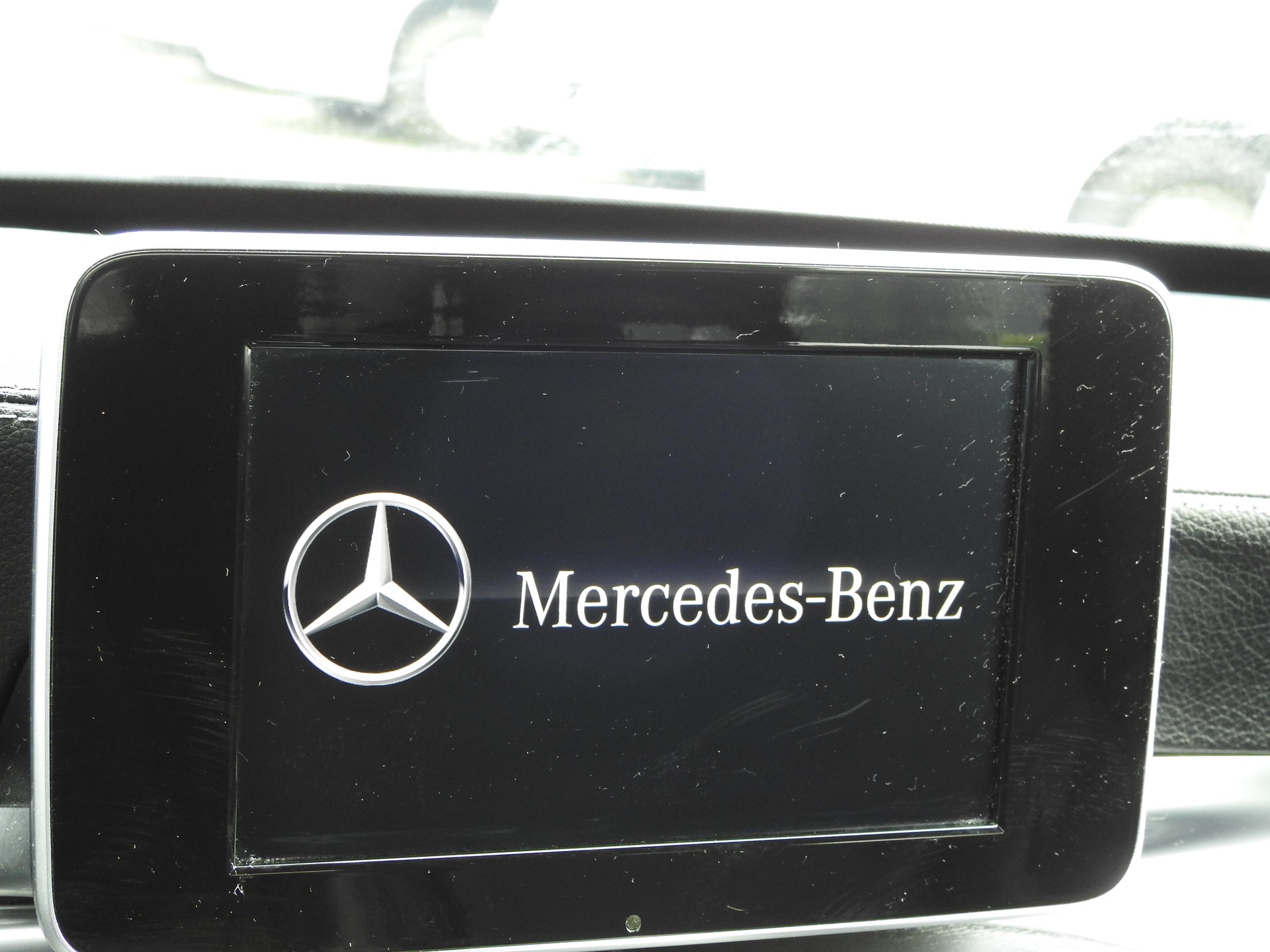 MERCEDES-BENZ C 200 AMG Line 4Matic 9G-Tronic-image-24