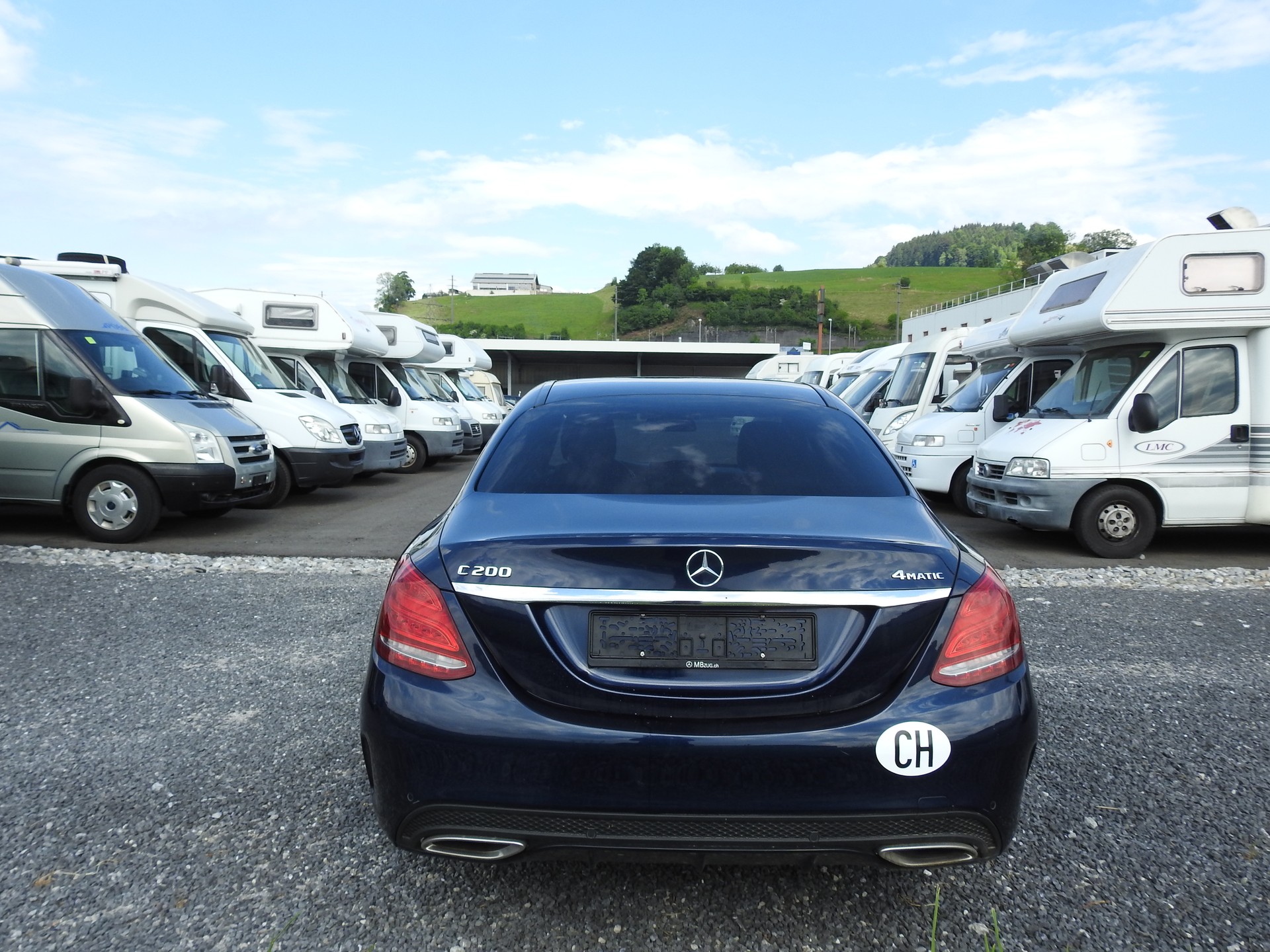 MERCEDES-BENZ C 200 AMG Line 4Matic 9G-Tronic-image-4