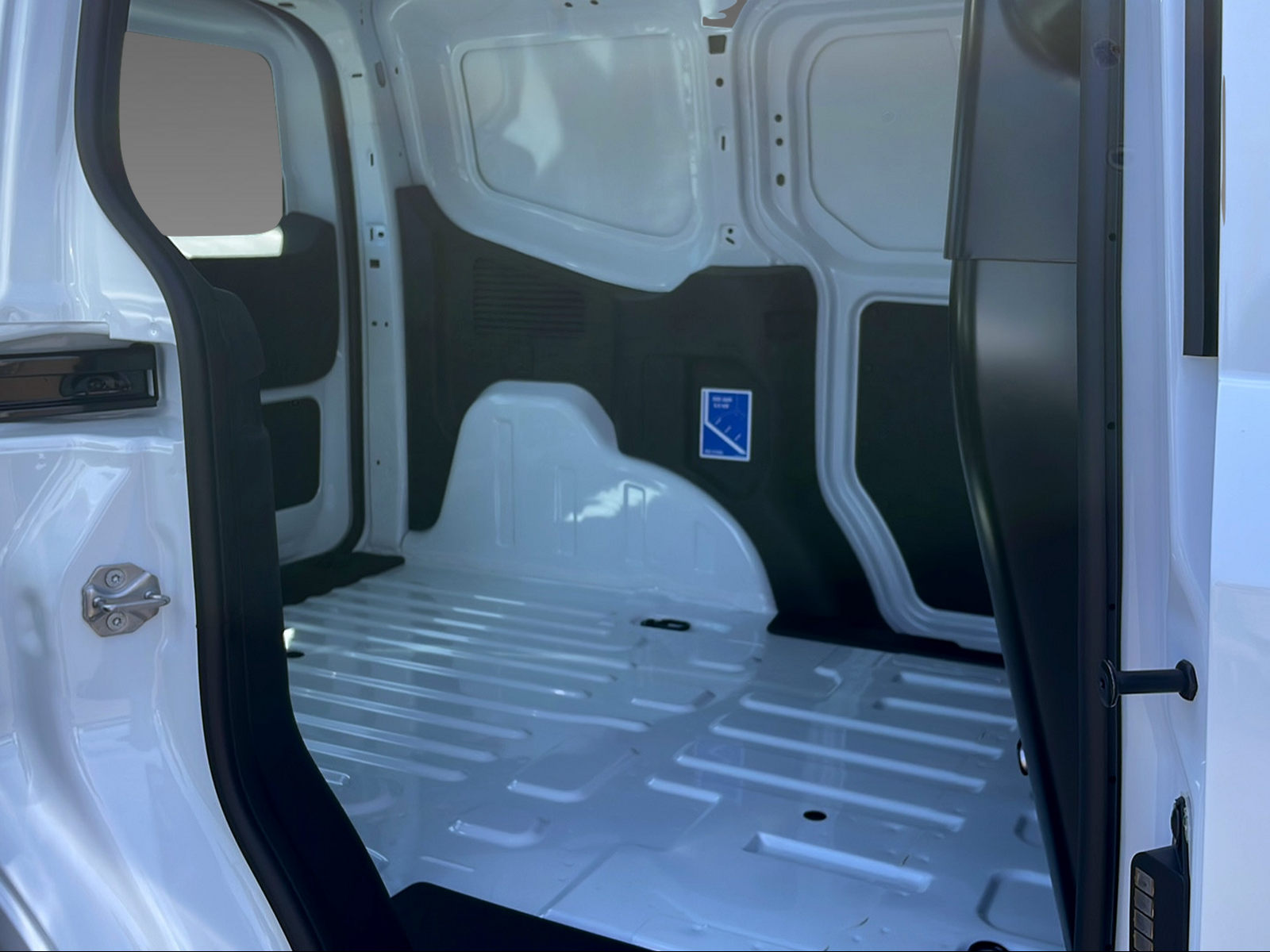 FORD Transit Courier Van 1.0 EcoBoost Trend-image-8