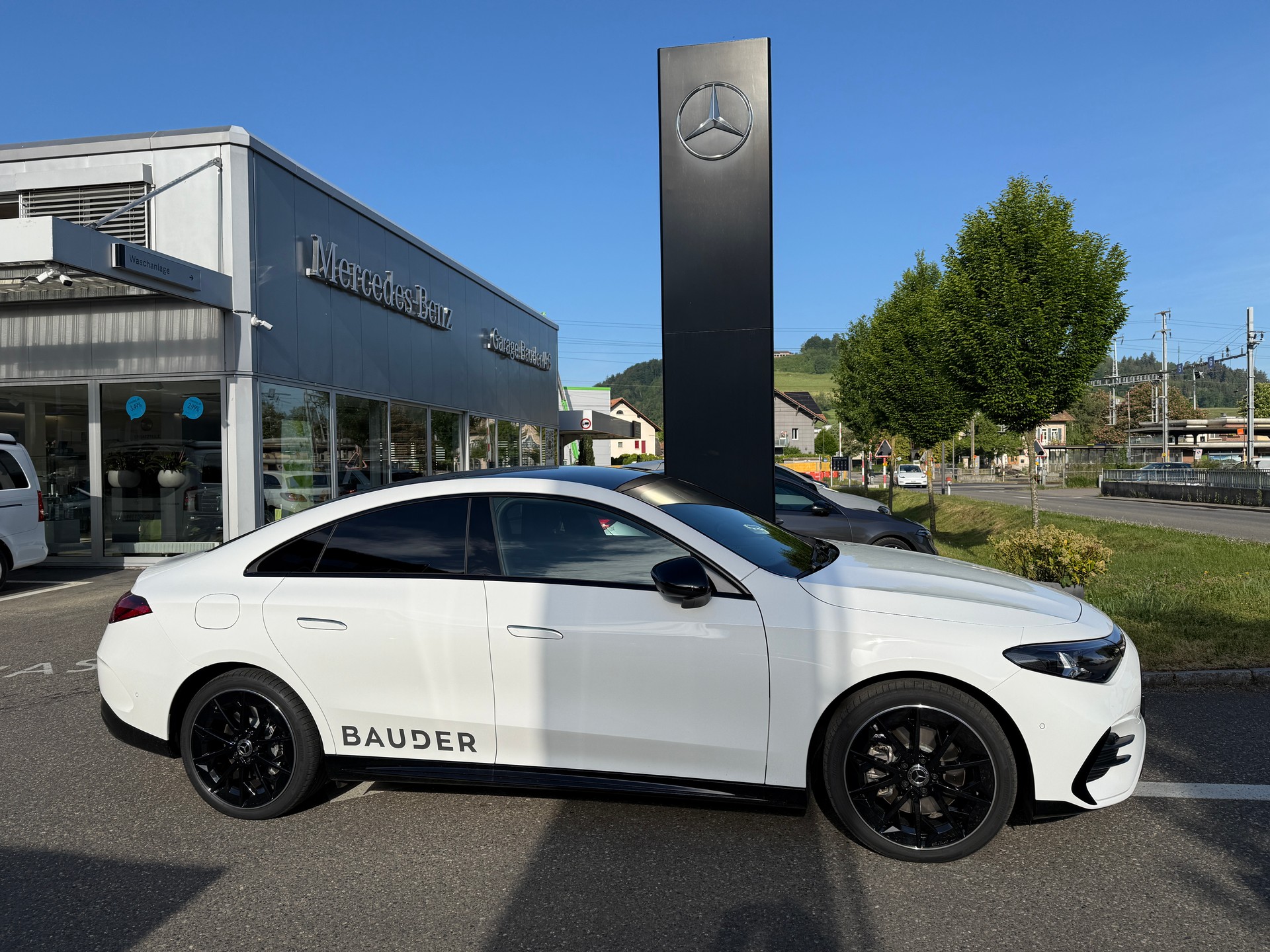 MERCEDES-BENZ CLA 350+ 85 kWh EQ-image-9