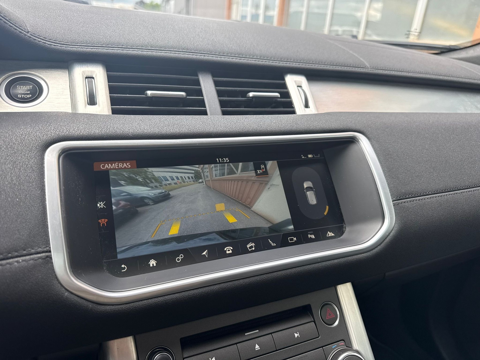 LAND ROVER Range Rover Evoque 2.0 TD4 HSE AT9-image-6