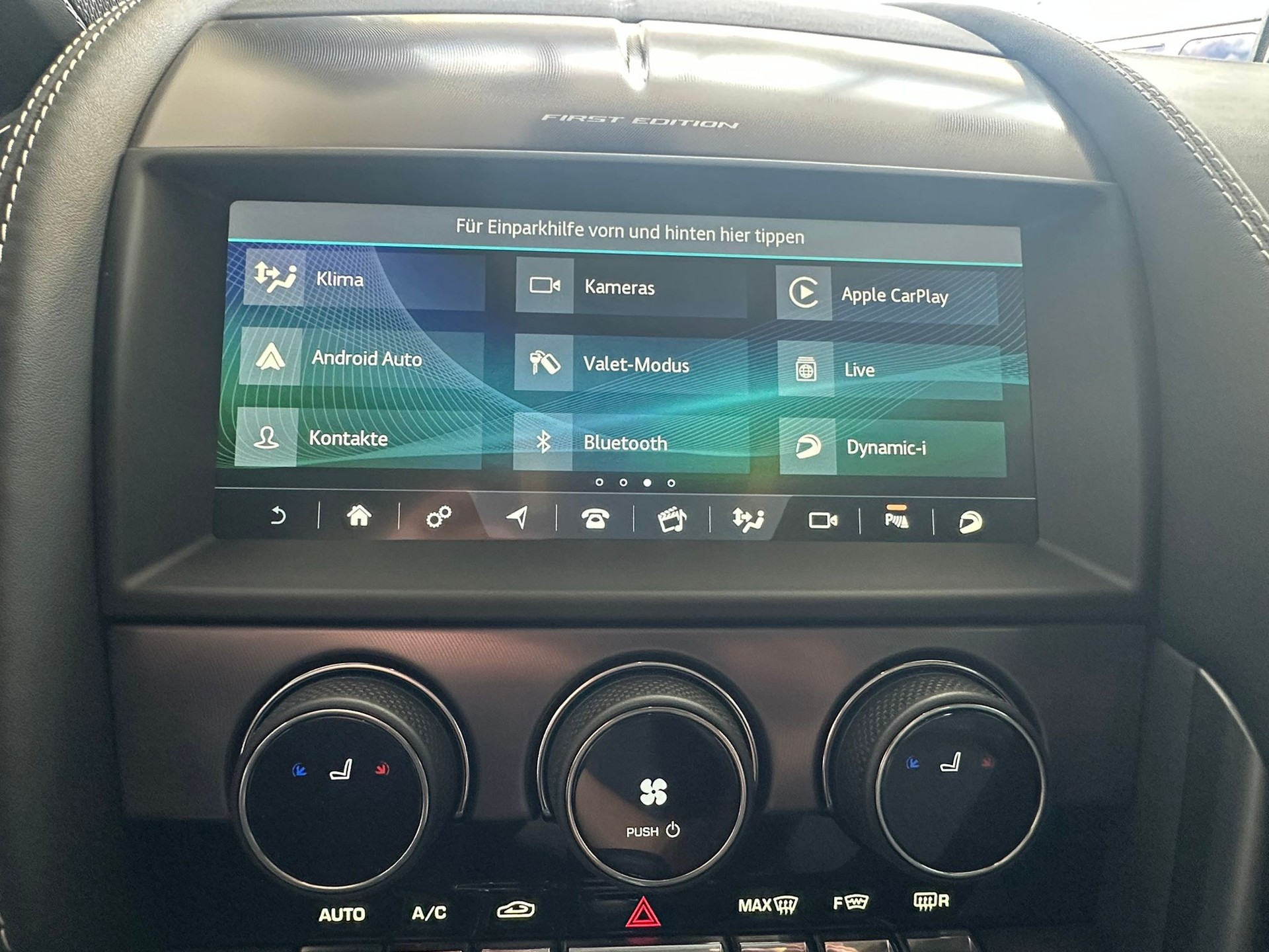 JAGUAR F-Type Coupé 5.0 V8 First Edition Automatik AWD-image-17