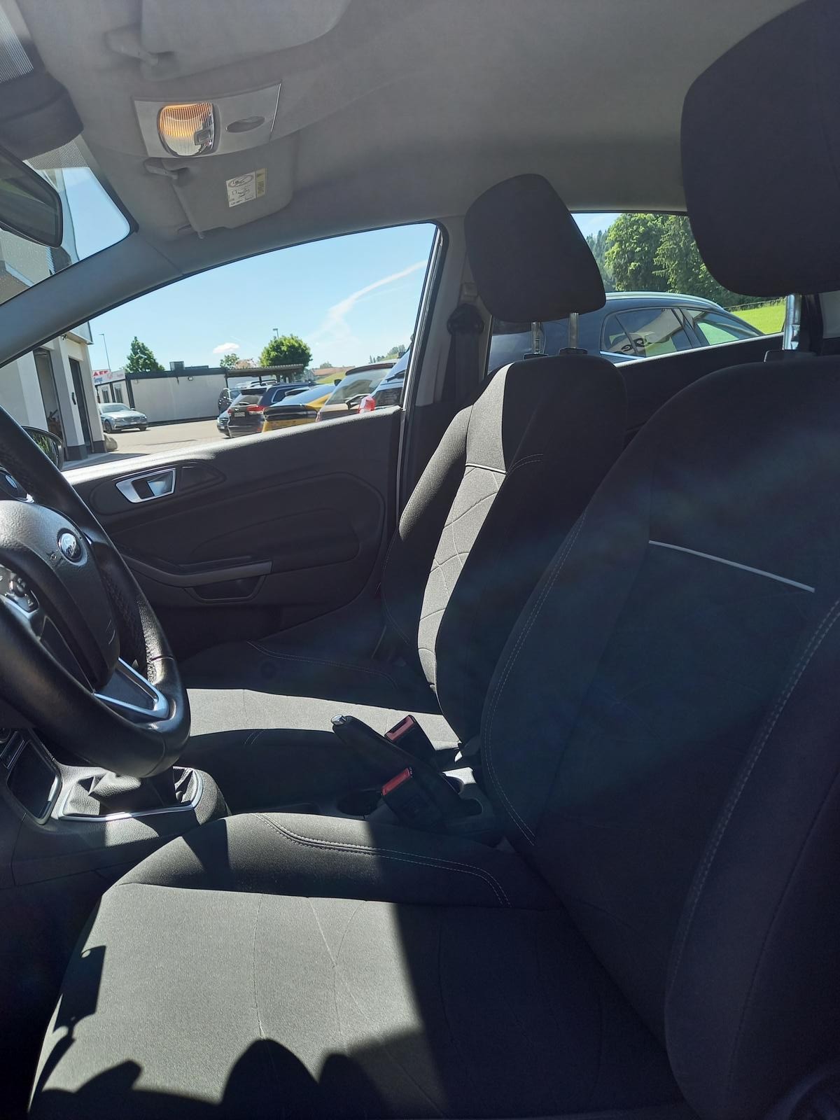 FORD Fiesta 1.0 SCTi Trend-image-9