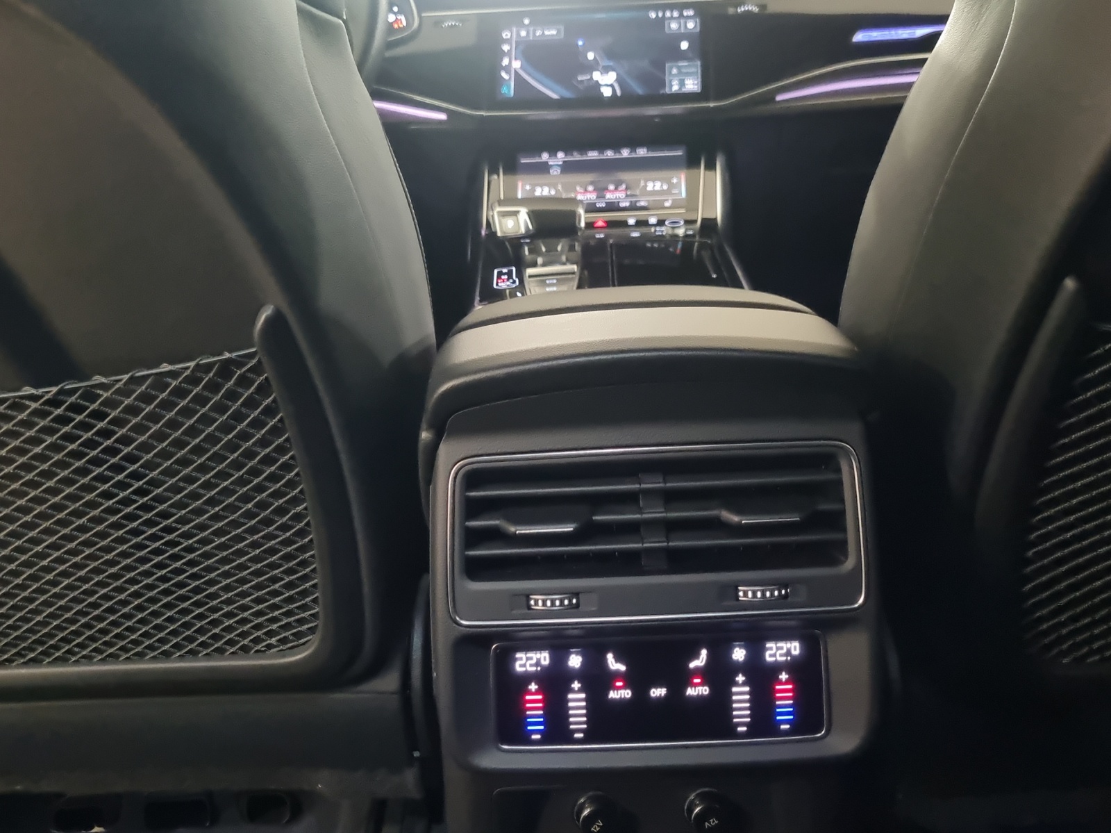 AUDI SQ8 TFSI quattro tiptronic-image-14