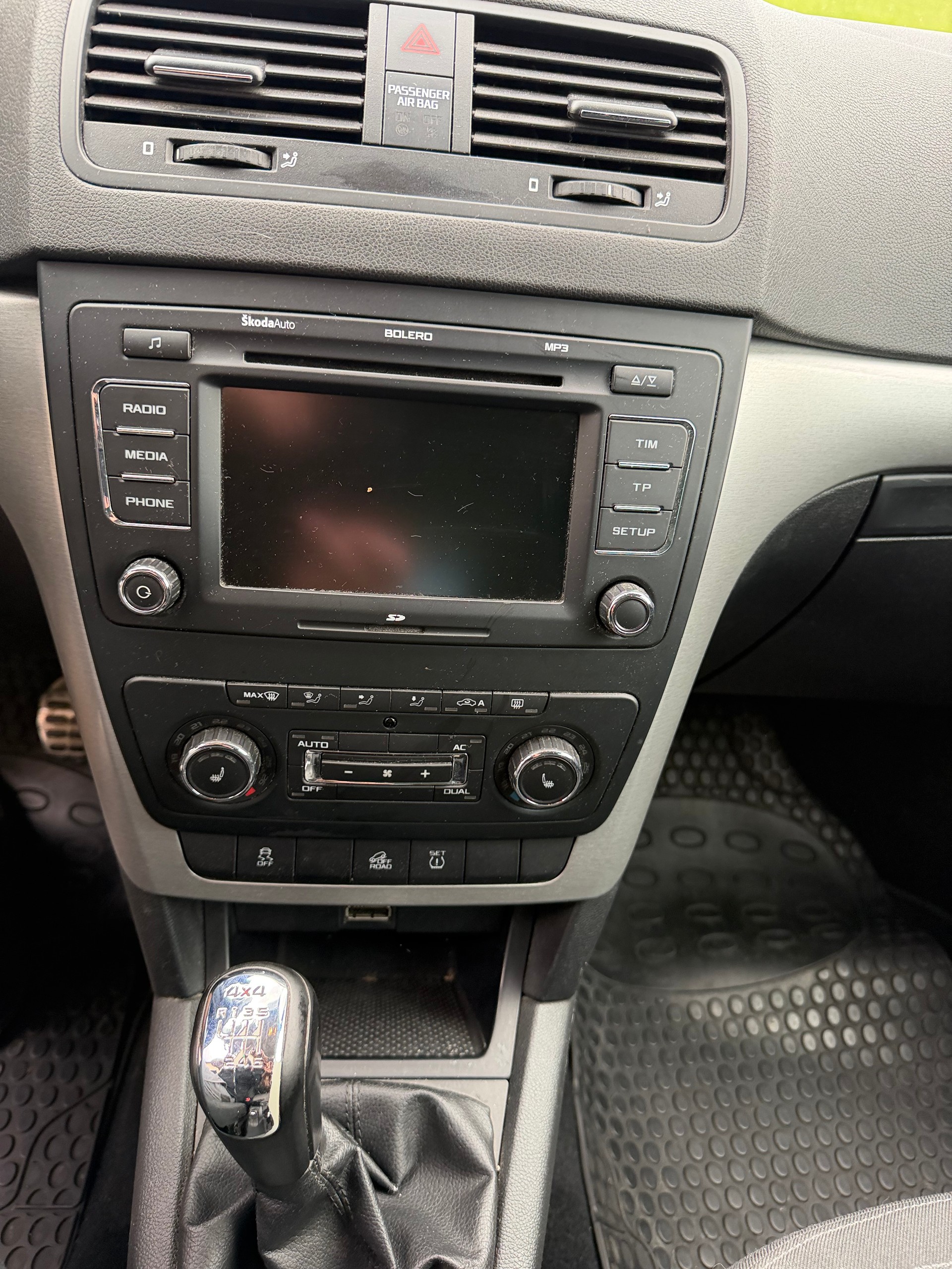 SKODA Yeti 2.0 TDI Ambition 4x4-image-11