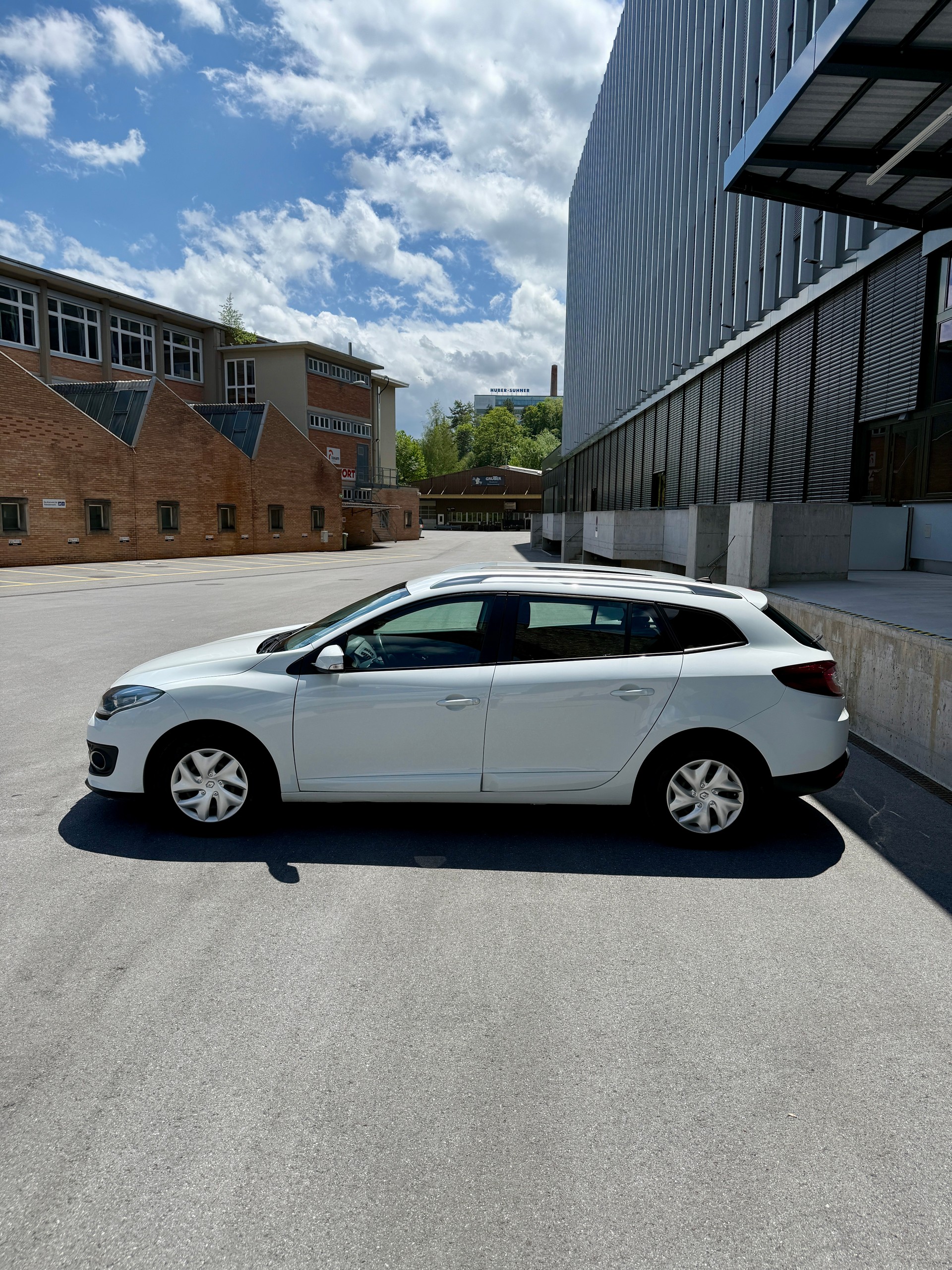 RENAULT Mégane Grandtour 1.5 dCi Expression EDC-image-7