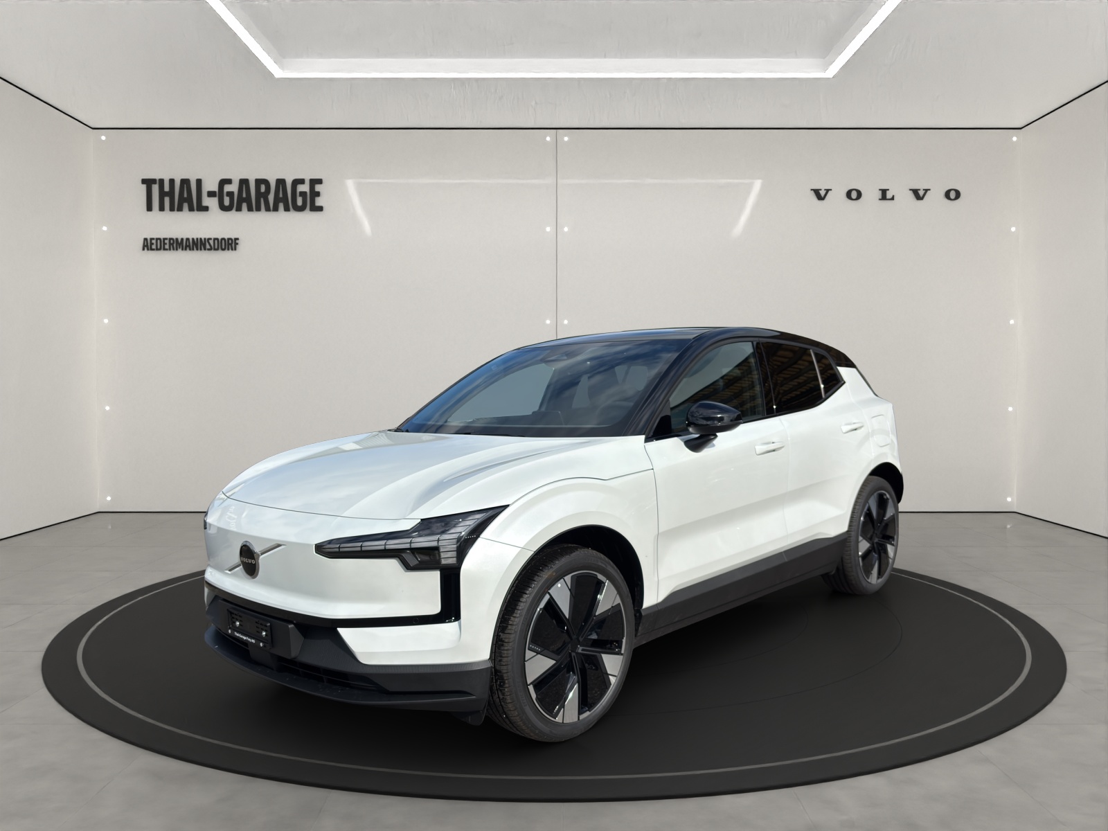VOLVO EX30 E60 Twin Plus Performance AWD-image-0