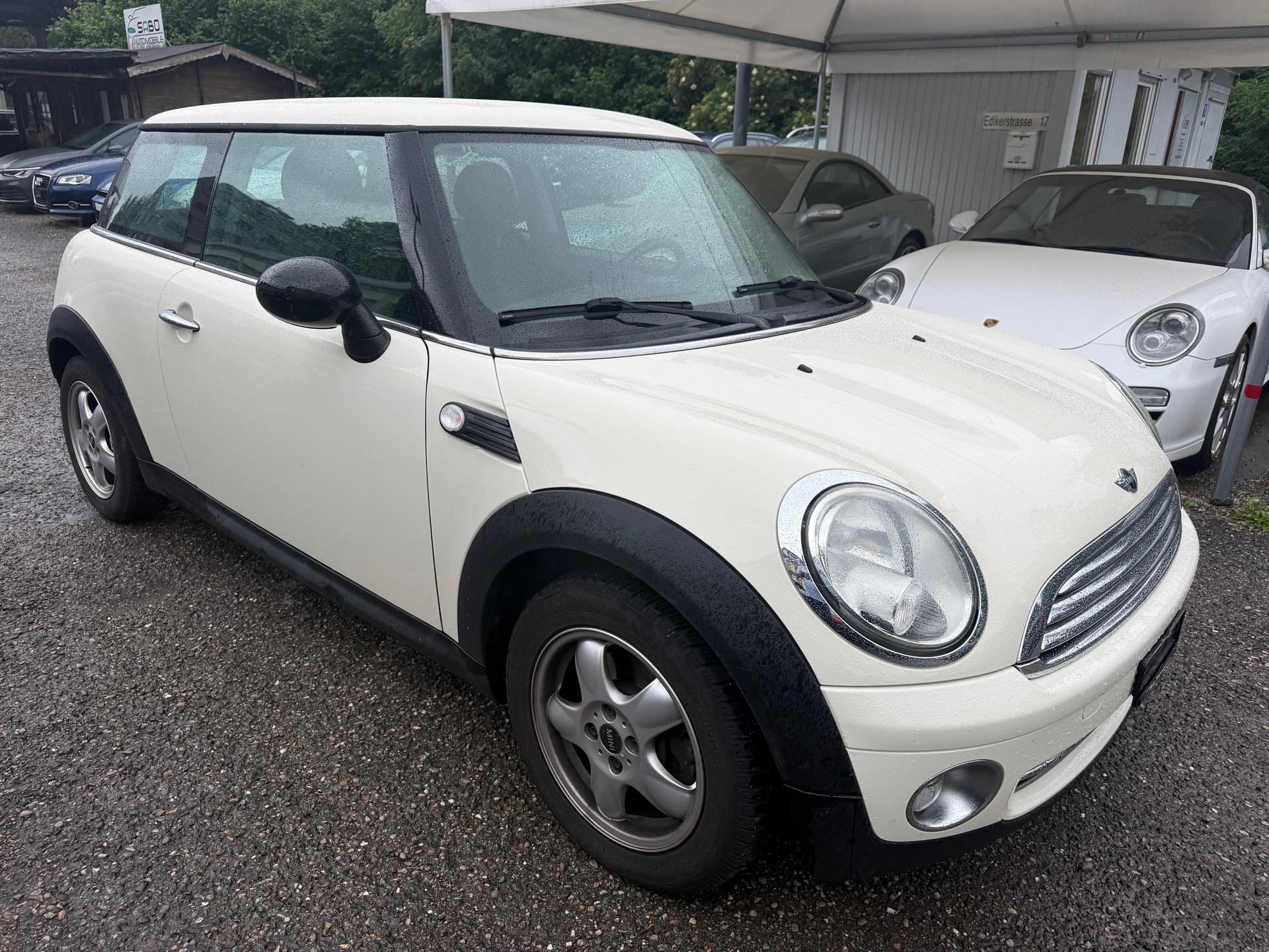 MINI One-image-1