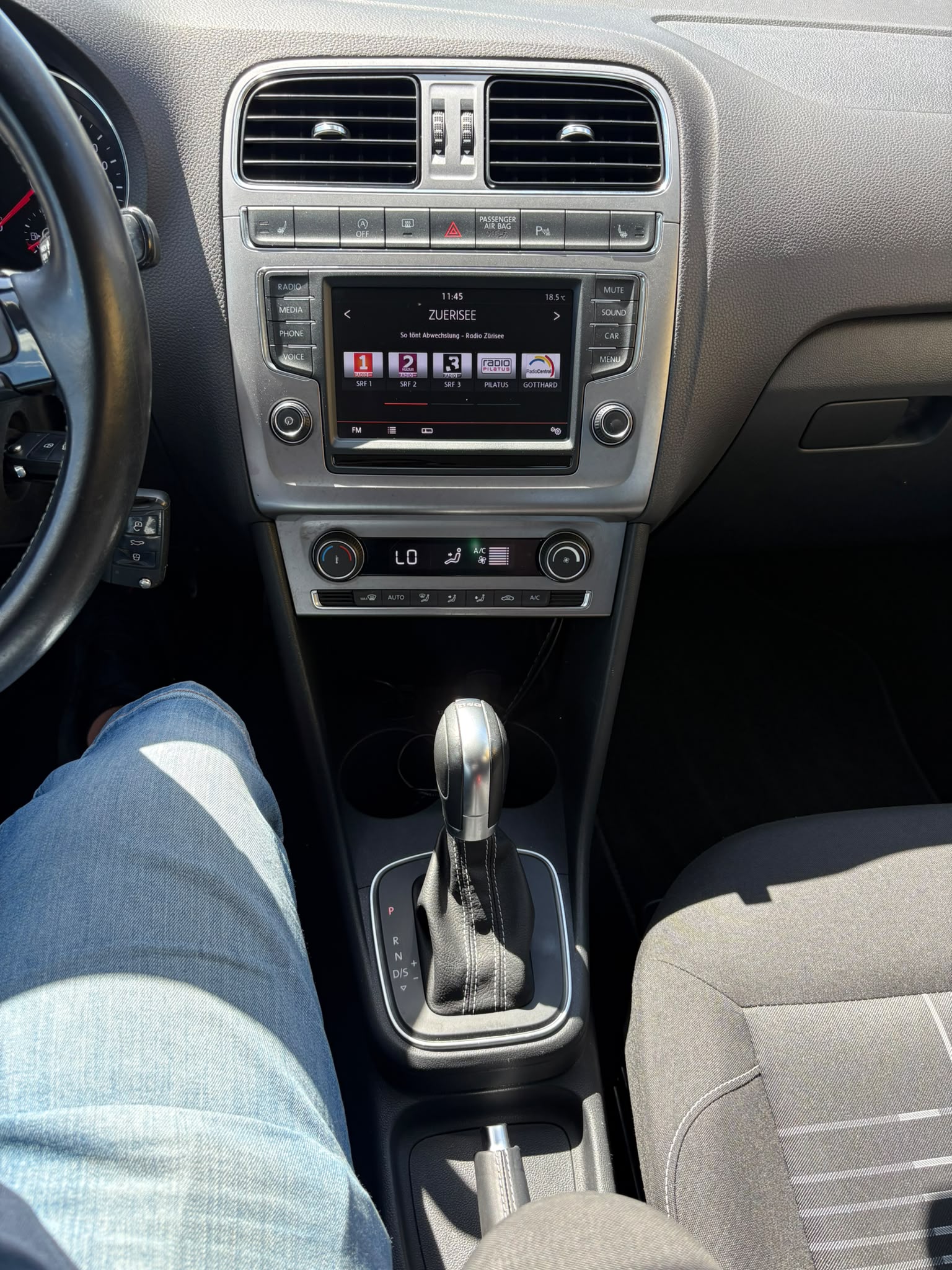 VW Polo 1.2 TSI BMT Lounge DSG-image-9