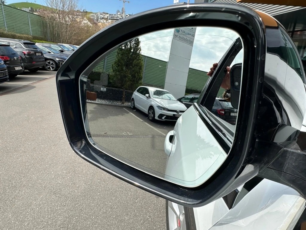JAGUAR E-Pace 2.0 T 200 S AWD / CH Auslieferung-image-17