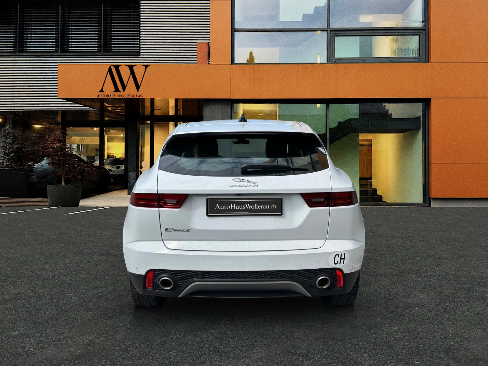 JAGUAR E-Pace 2.0 T 200 S AWD / CH Auslieferung-image-4