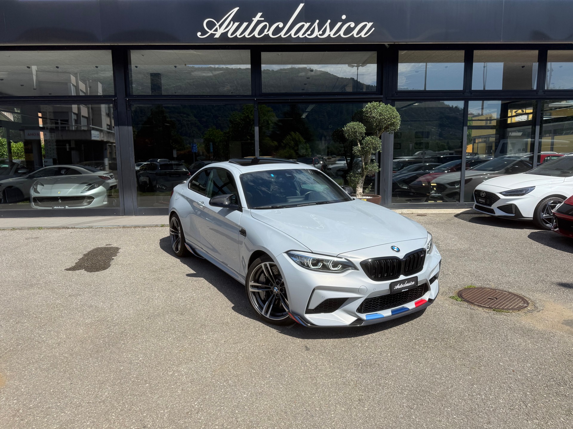 BMW M2 Competition Drivelogic