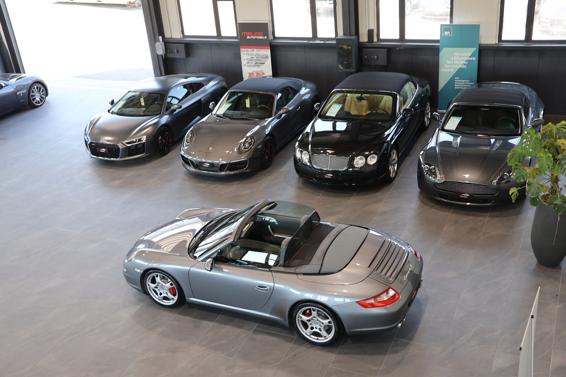 PORSCHE 911 Cabrio Carrera S-image-6
