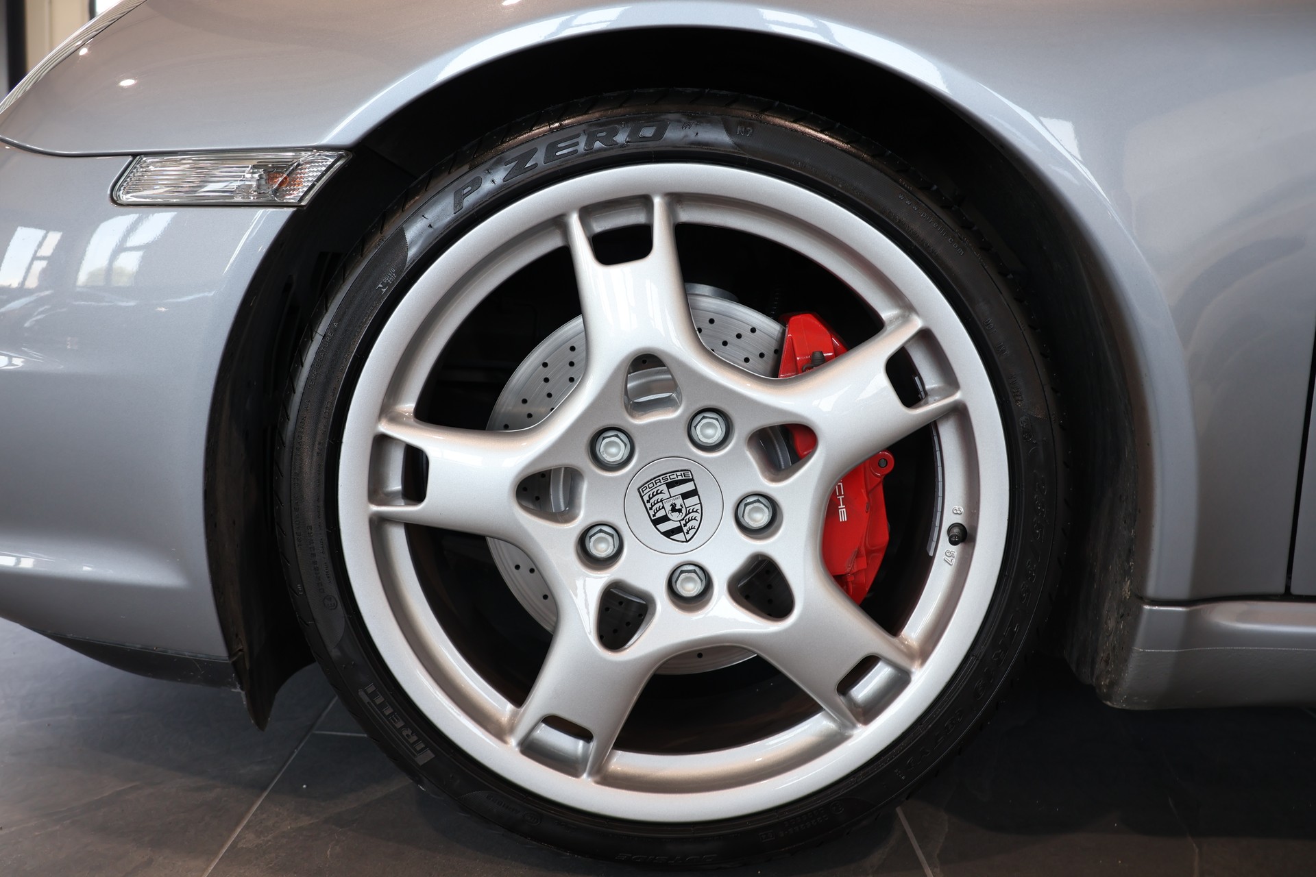 PORSCHE 911 Cabrio Carrera S-image-5