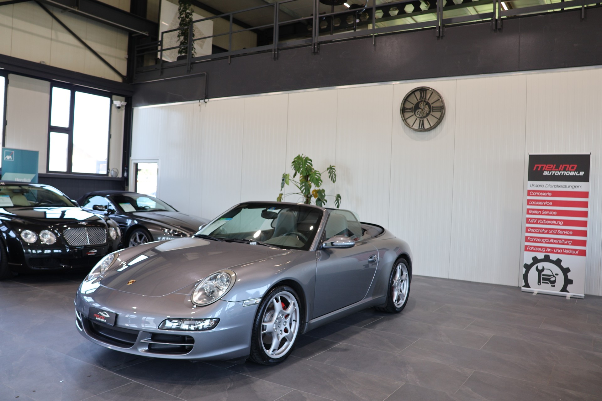 PORSCHE 911 Cabrio Carrera S-image-1