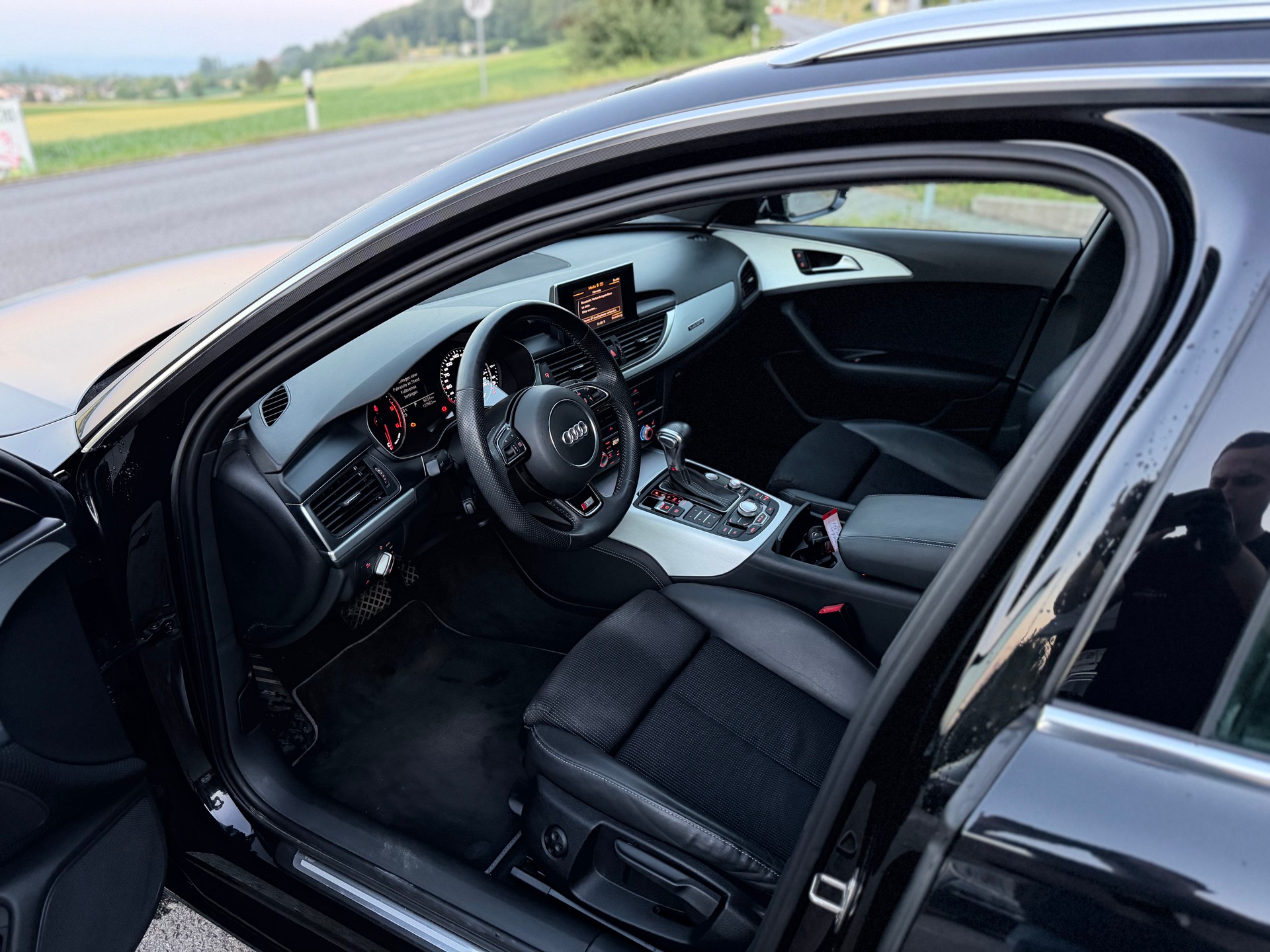 AUDI A6 Avant 3.0 BiTDI V6 quattro tiptronic-image-3