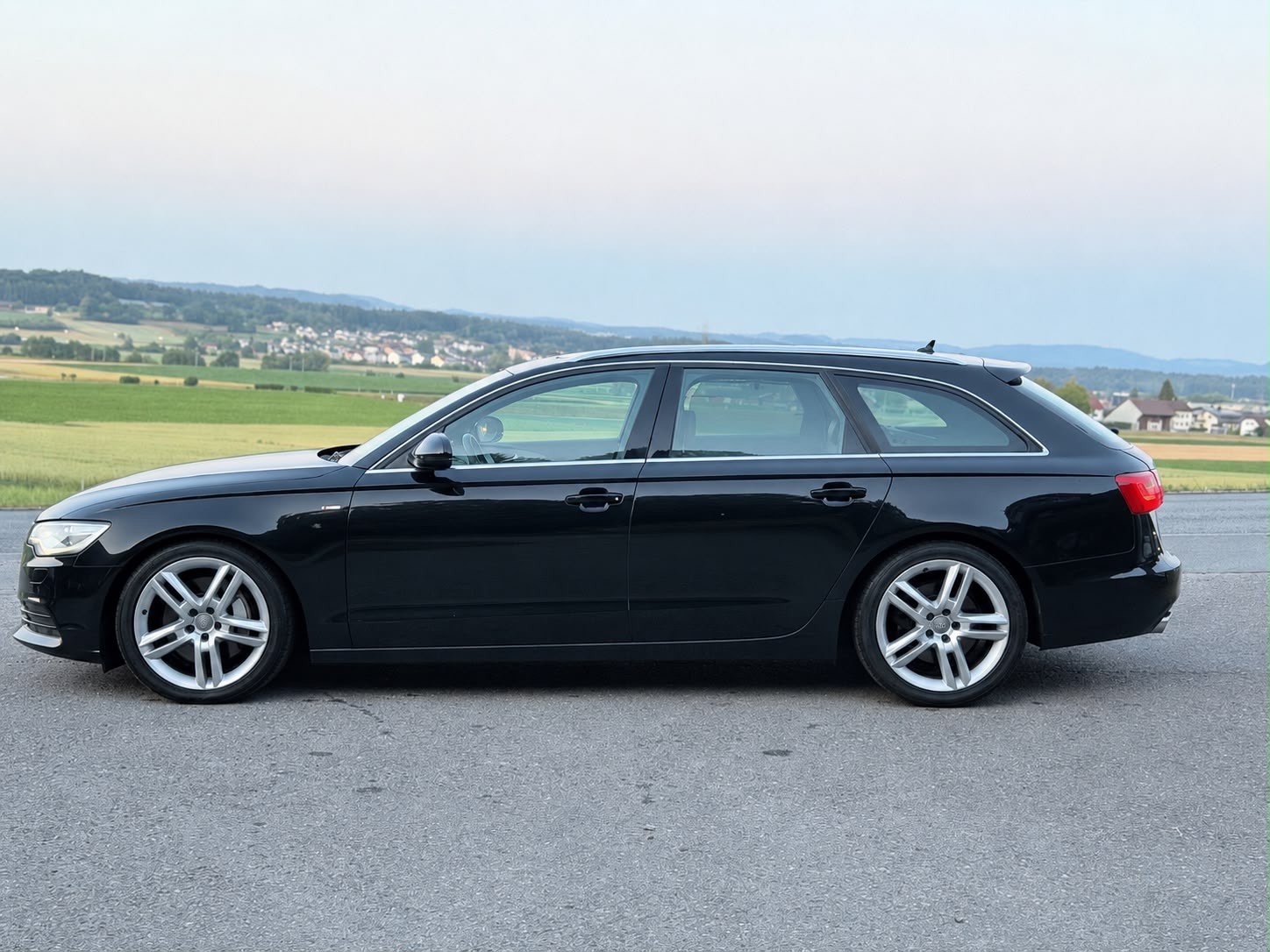 AUDI A6 Avant 3.0 BiTDI V6 quattro tiptronic-image-1