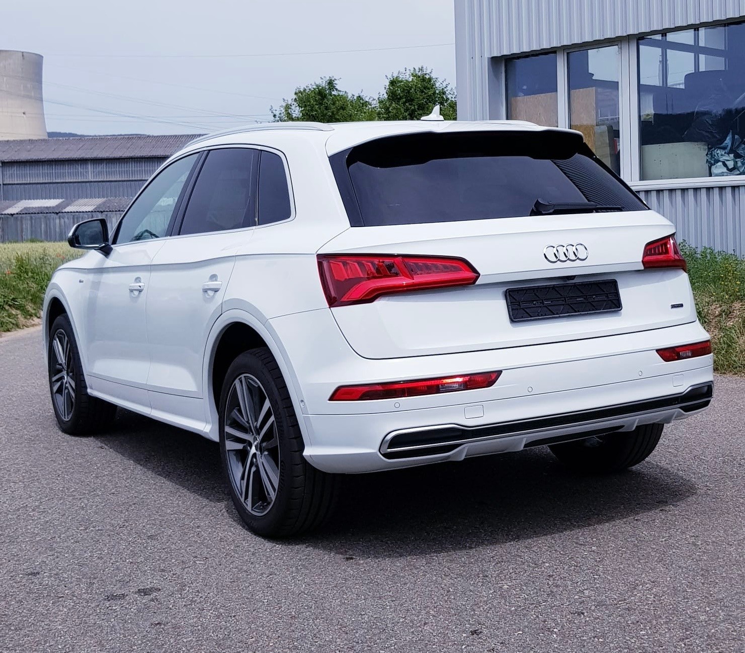 AUDI Q5 2.0 45 TFSI Sport qu. S-Tronic-image-2