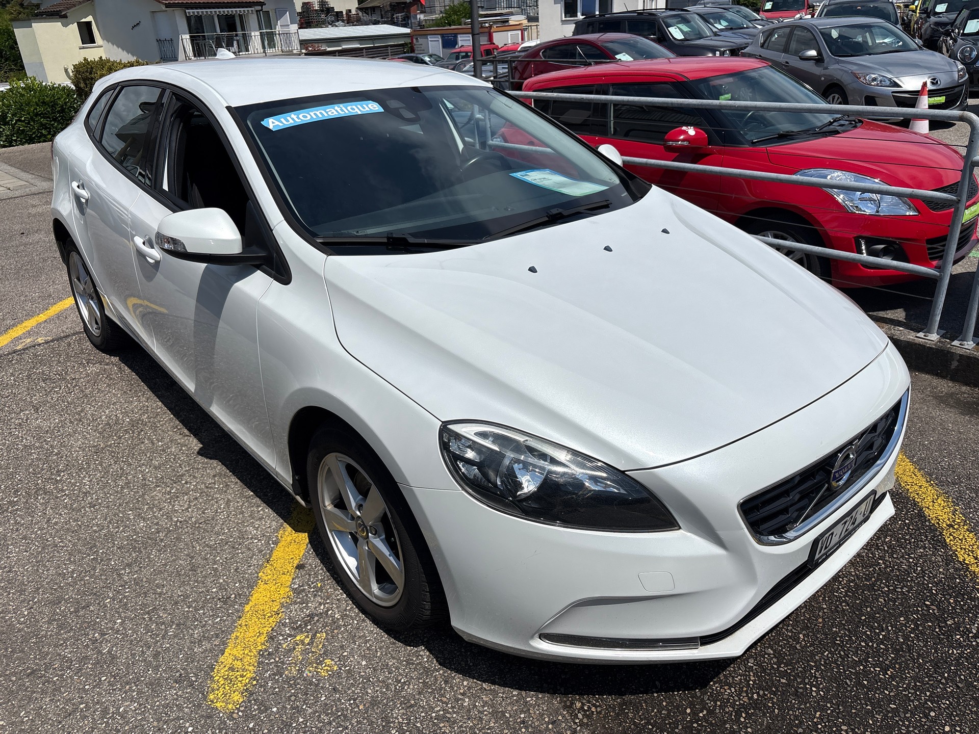 VOLVO V40 D2 OceanRace Powershift-image-1